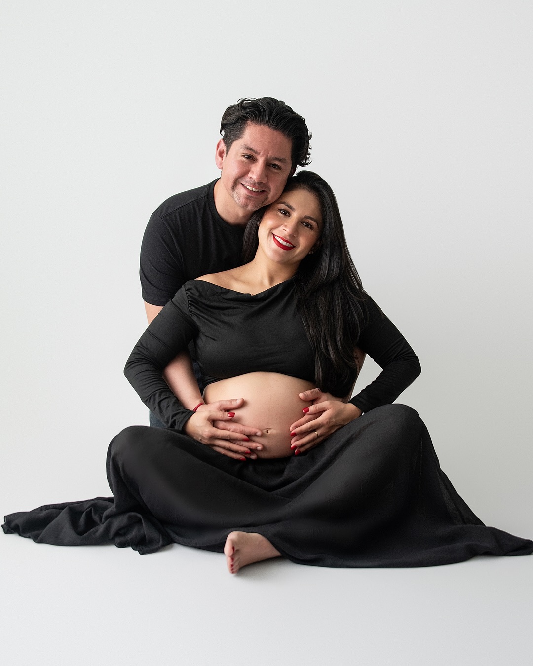 Mariana Correa Fotografía Facebook ad: ¡Recuerda tu embarazo con una sesión de fotos…