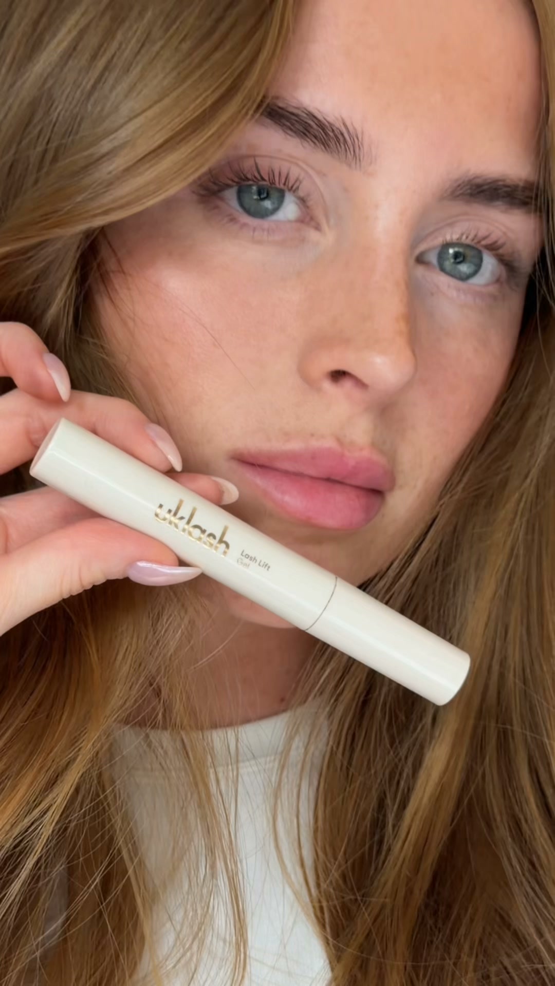 Uklash Facebook ad: NEW IN: Lash Lift Gel
