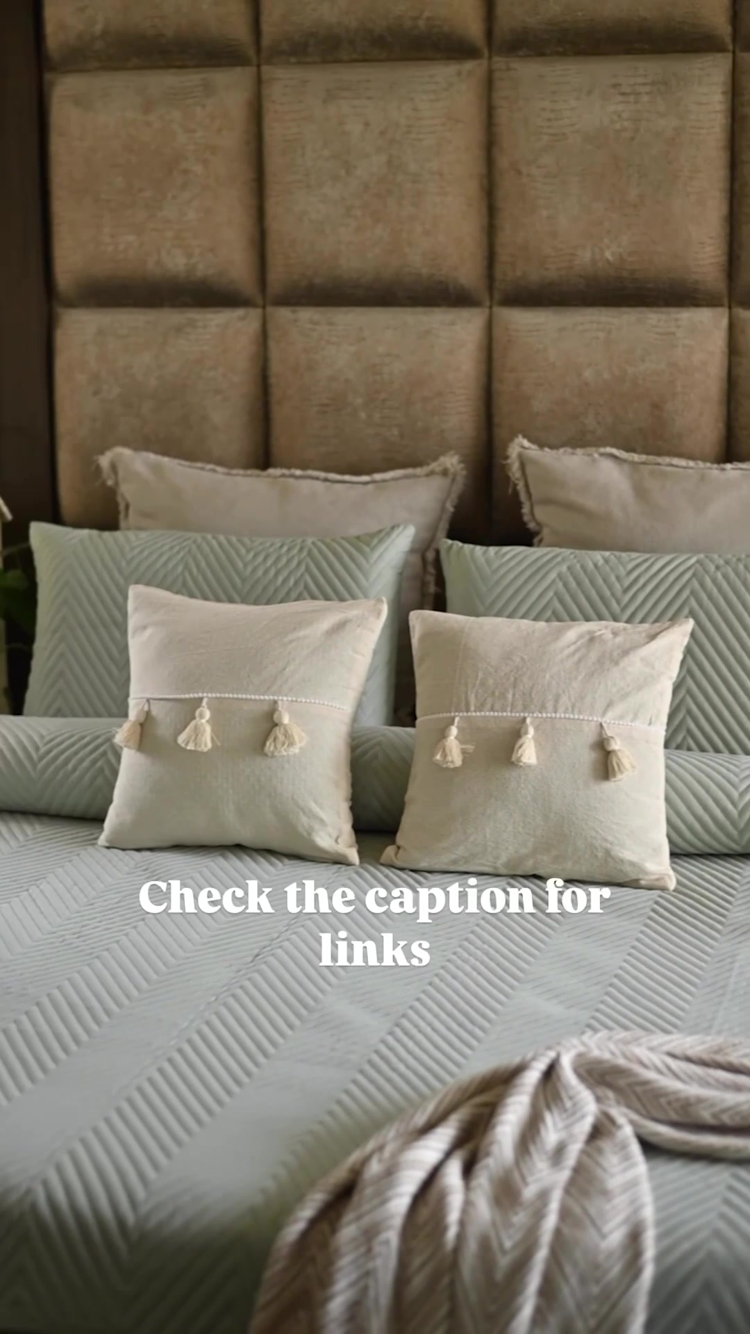 Flipkart Facebook ad: Shop Now Only on Flipkart