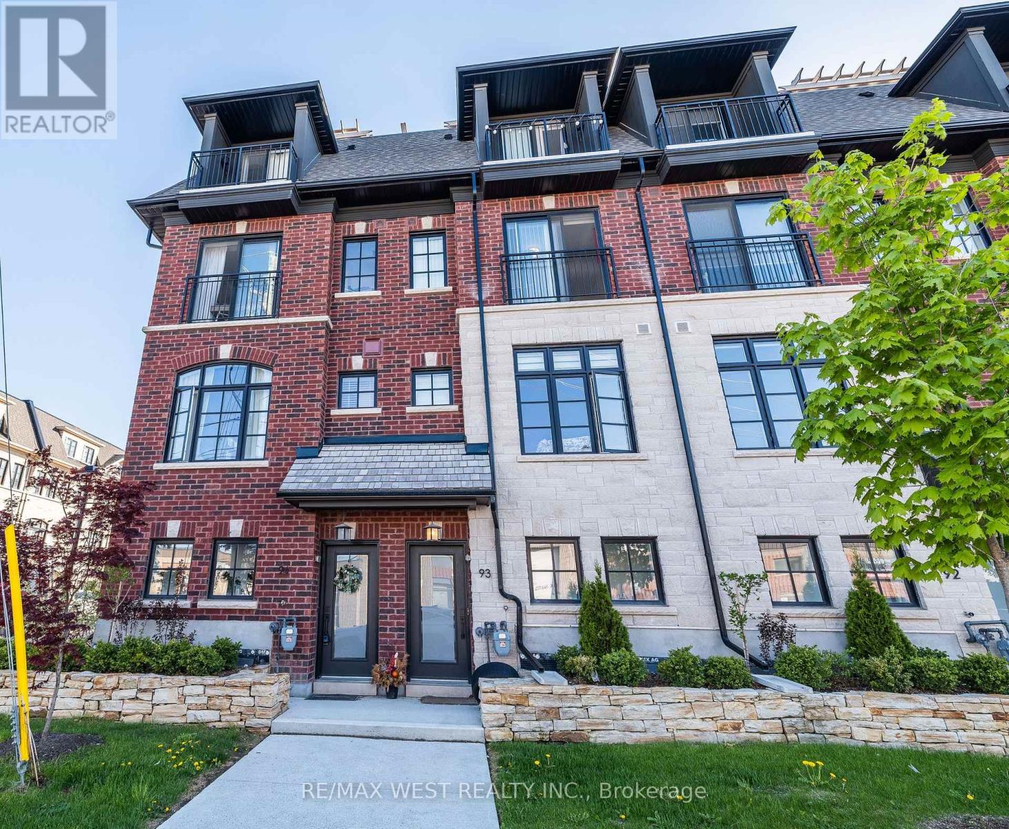 Frank Leo & Associates Re/max West Realty Inc Facebook ad