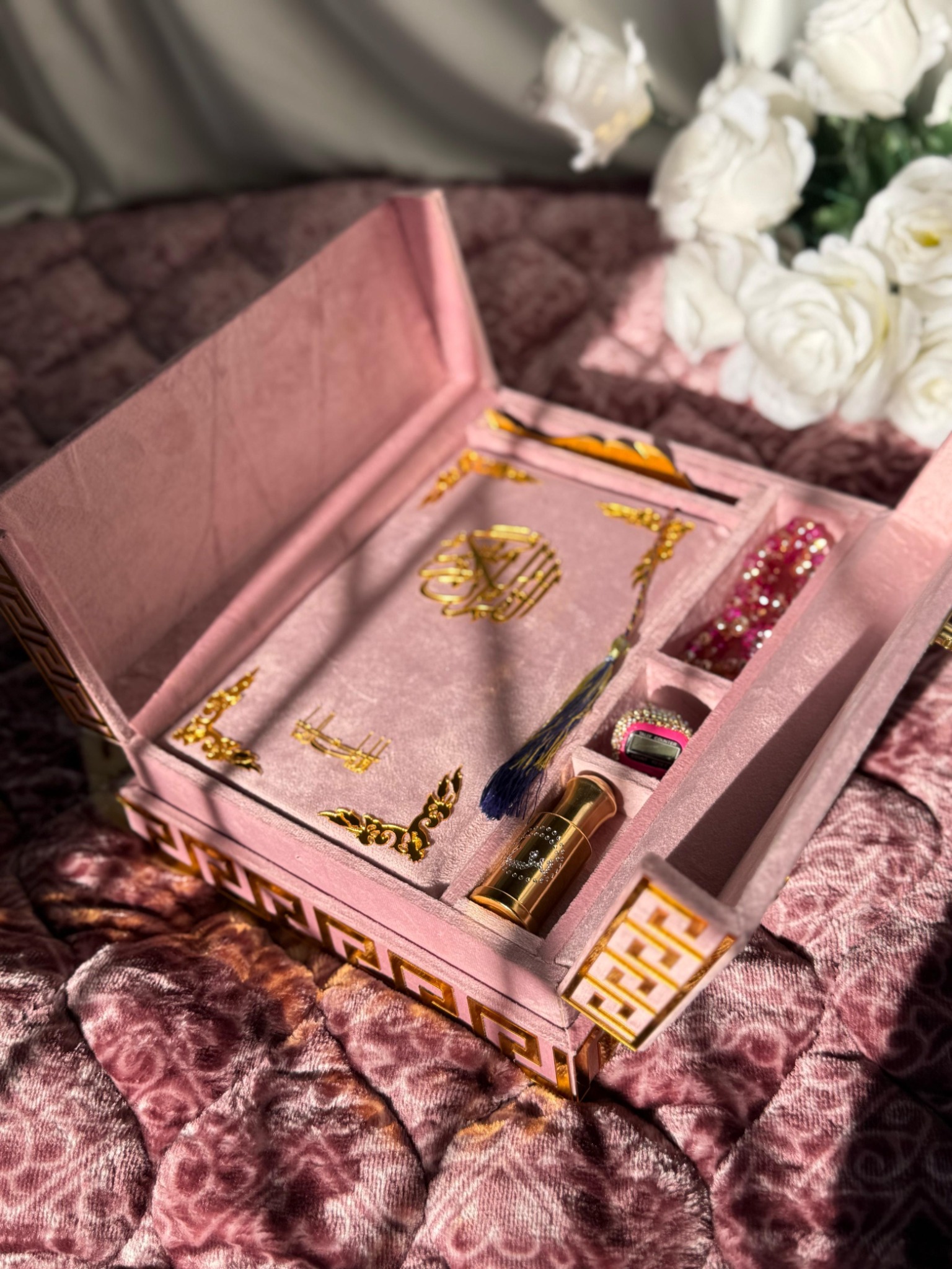 Idara e Islamiat / ادارہ اسلامیات Facebook ad: Get the Best Eid Gift for your Wife, Daughter, Sister…