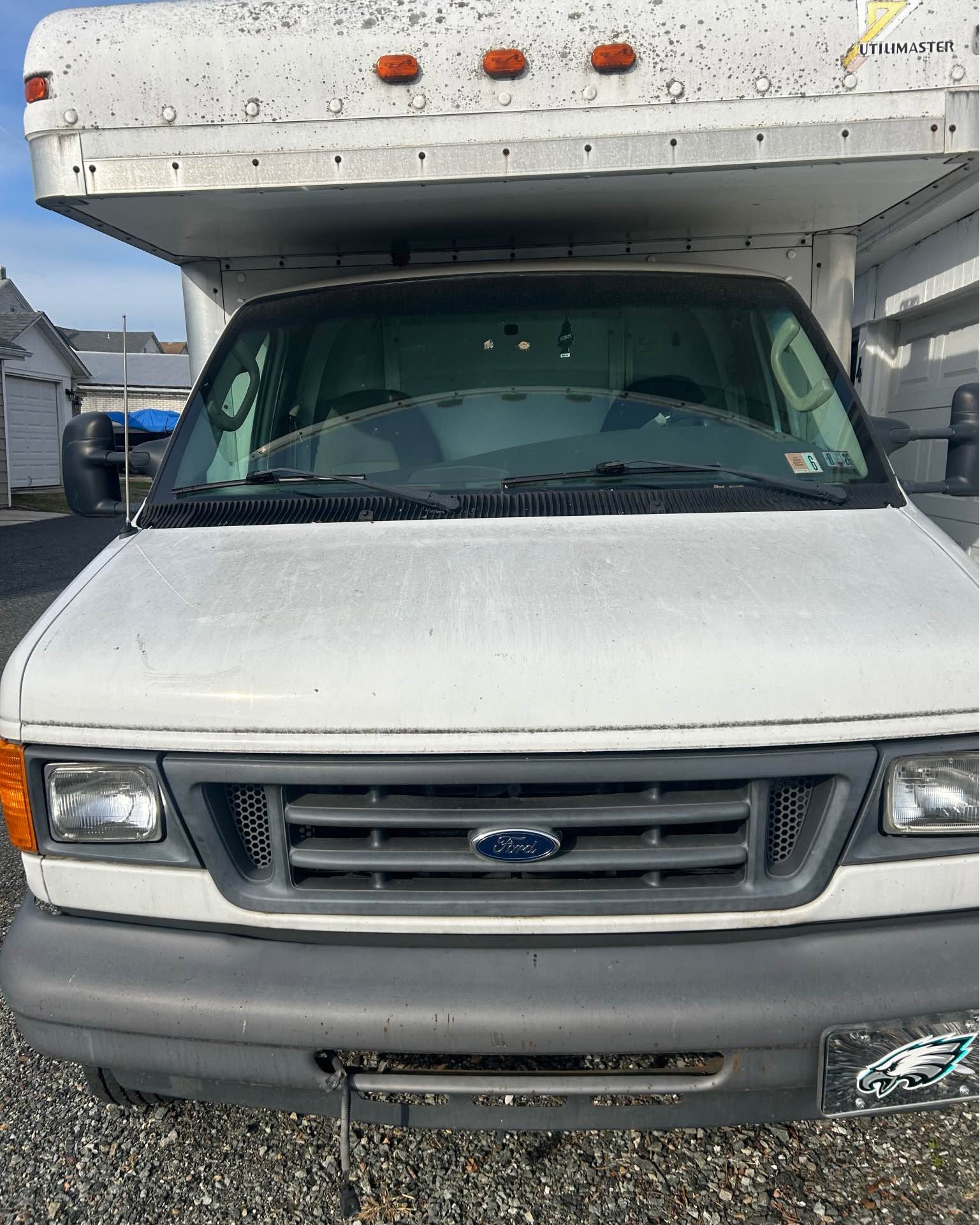 Terry Bender Facebook ad: Ford E-450 Super Duty Box truck for sale, 2006 diesel…