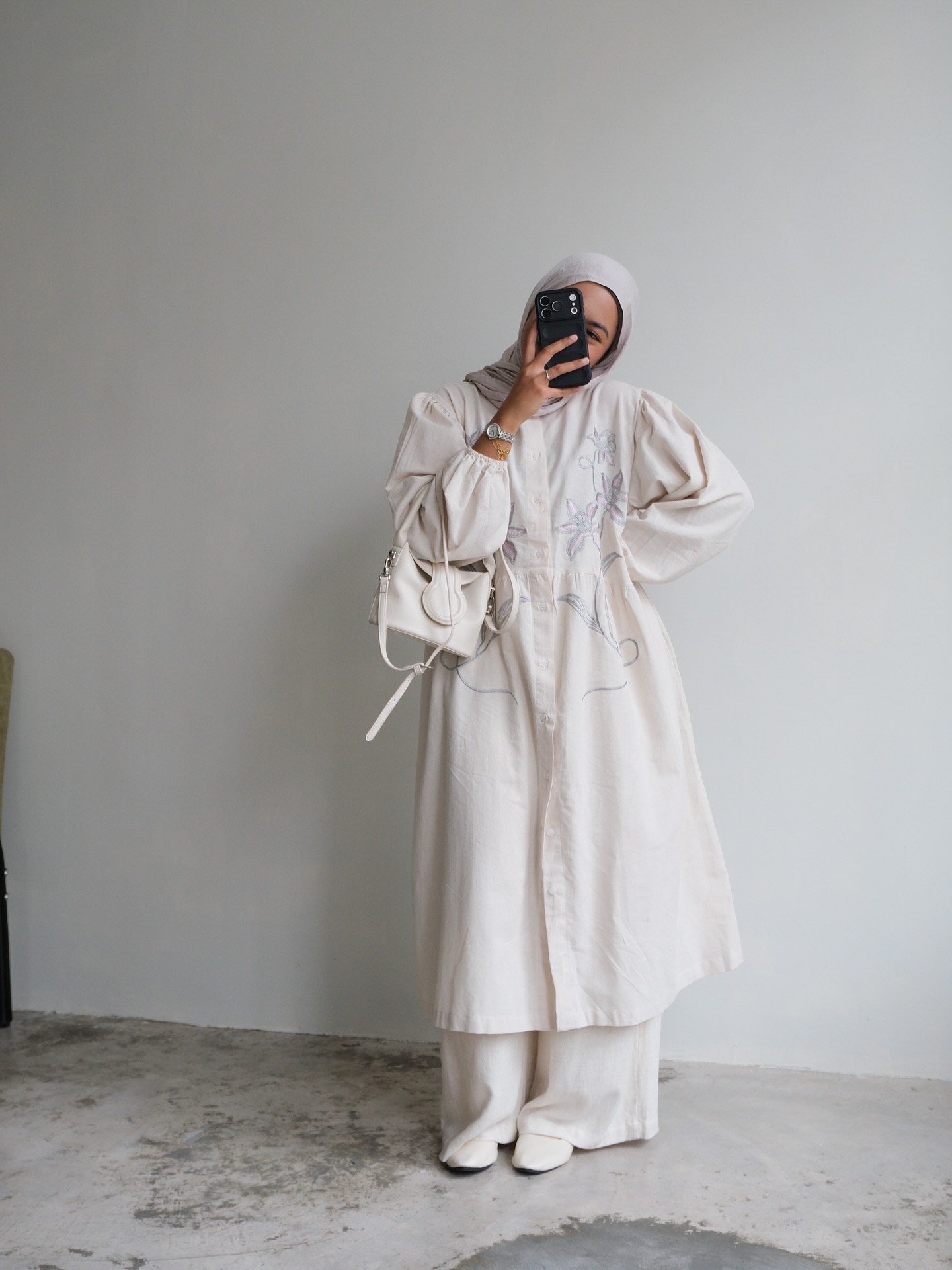 Lyjo.Studio Facebook ad: Your capsule wardrobe just asked for this.