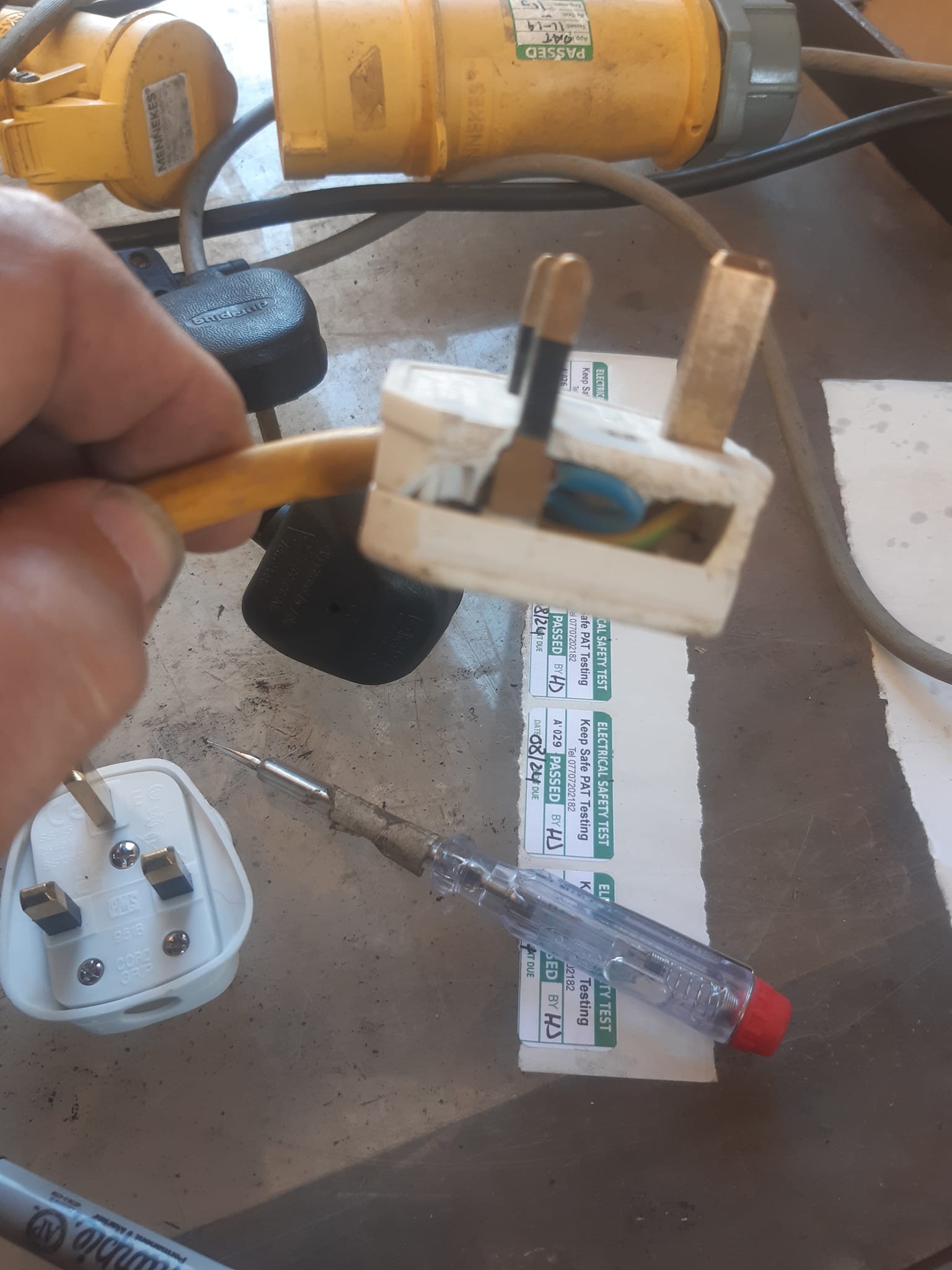 Self Employed PAT Tester Facebook ad: City & Guilds accredited tester.