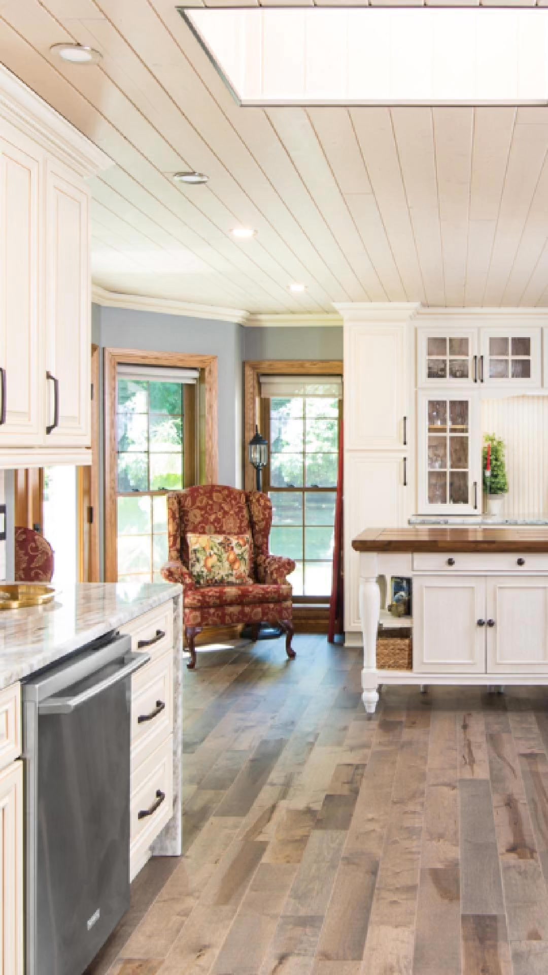 Warehouse Guys Windsor Facebook ad: Start Your Dream Reno