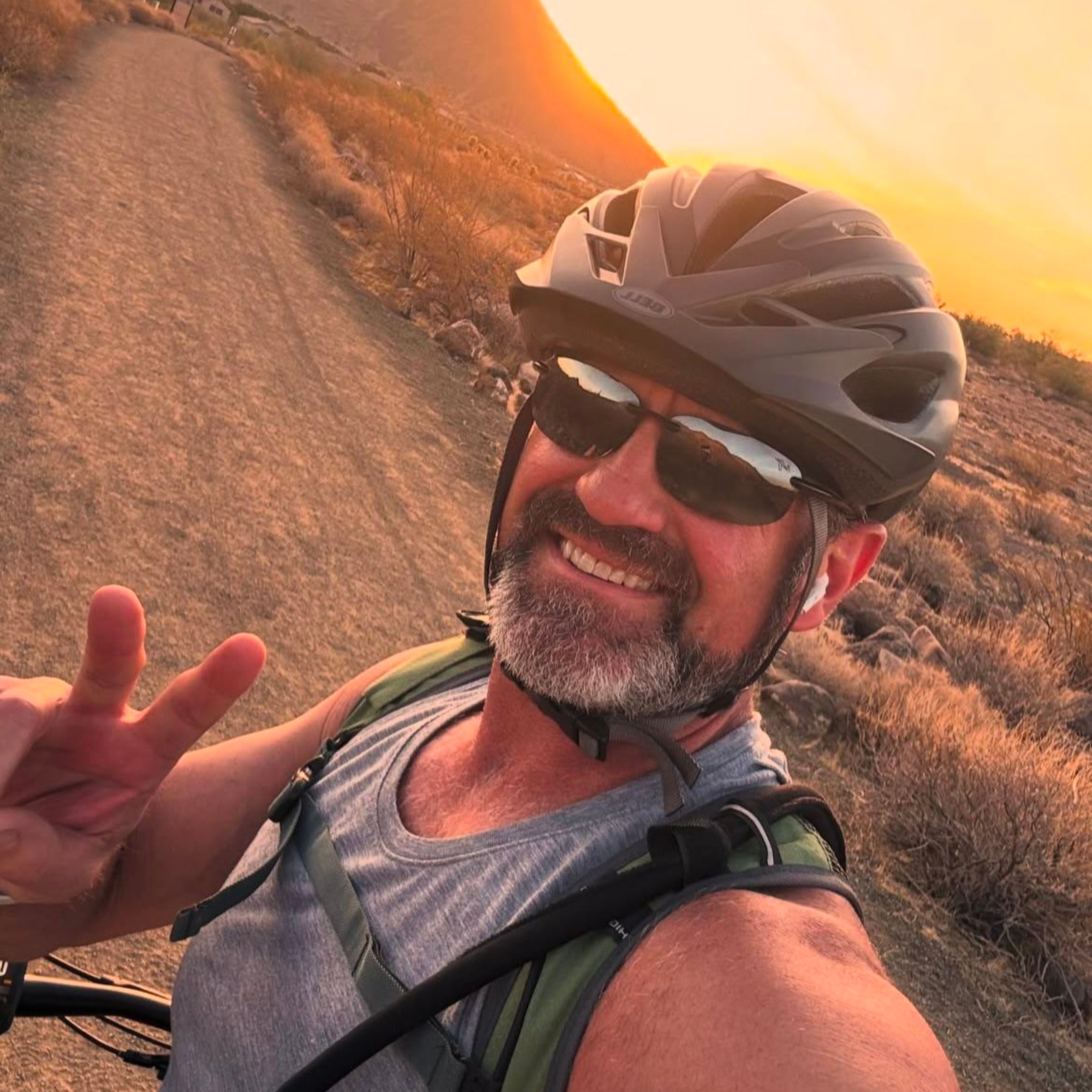 Robert Marsh Facebook ad: Start hiking after 50 without spending months getting in…