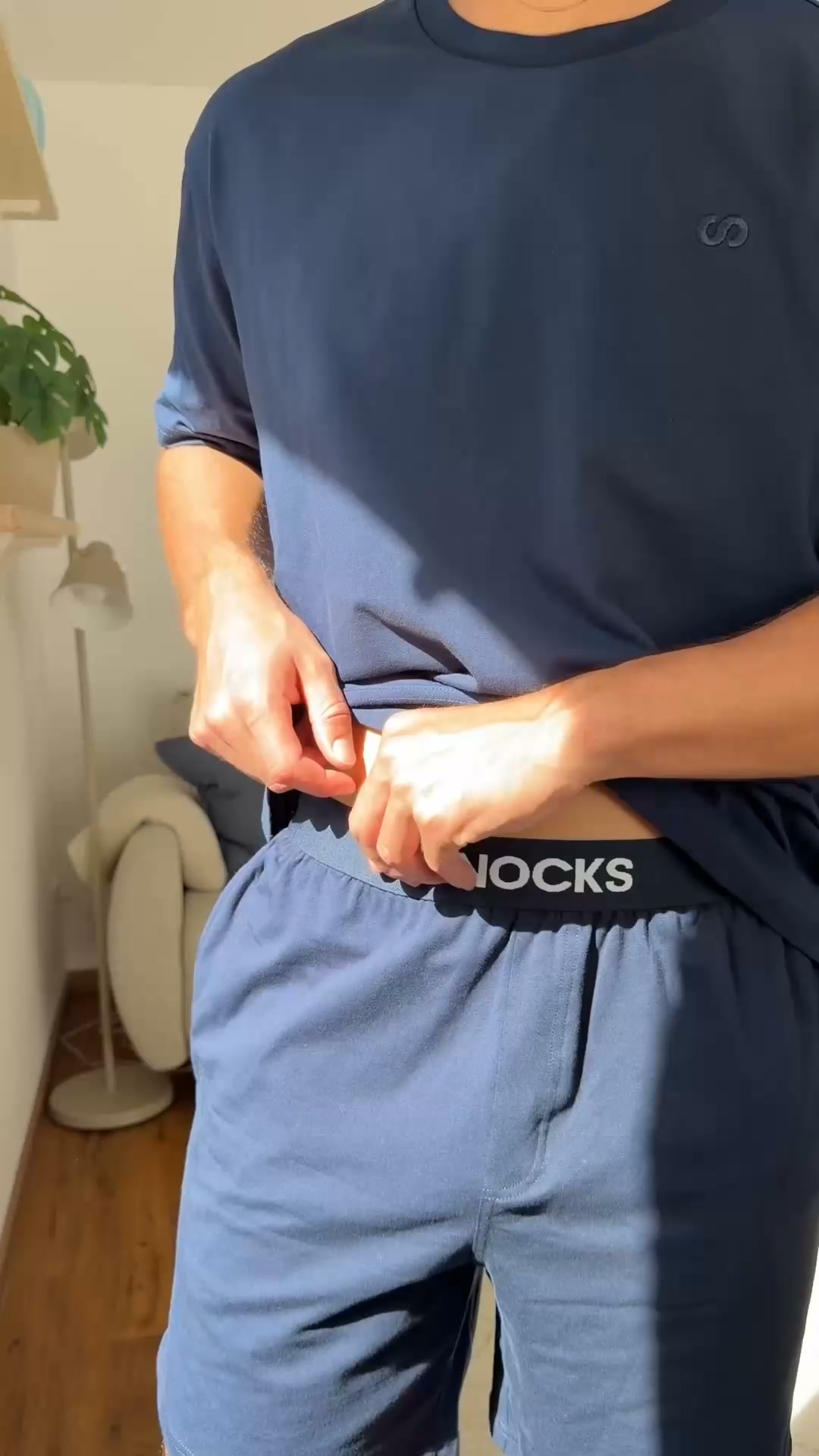 Snocks Facebook ad: Schlafanzug shoppen