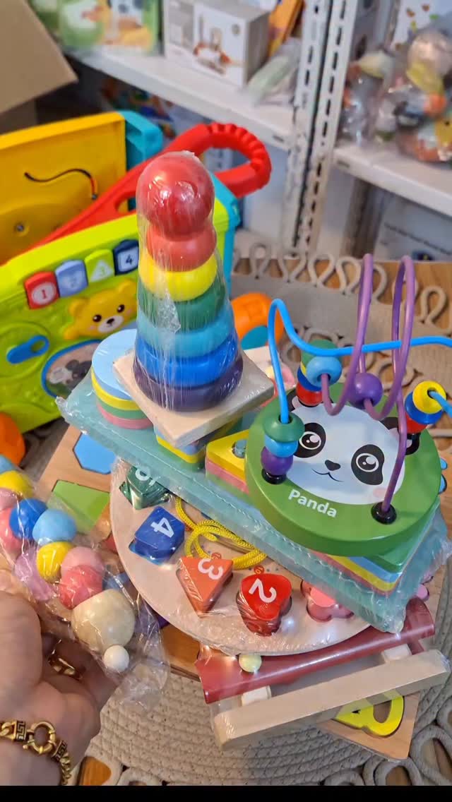 Baby Toys Facebook ad: مجموعة خشبية 8 قطع متنوعة بسعر 12.000 الف…
