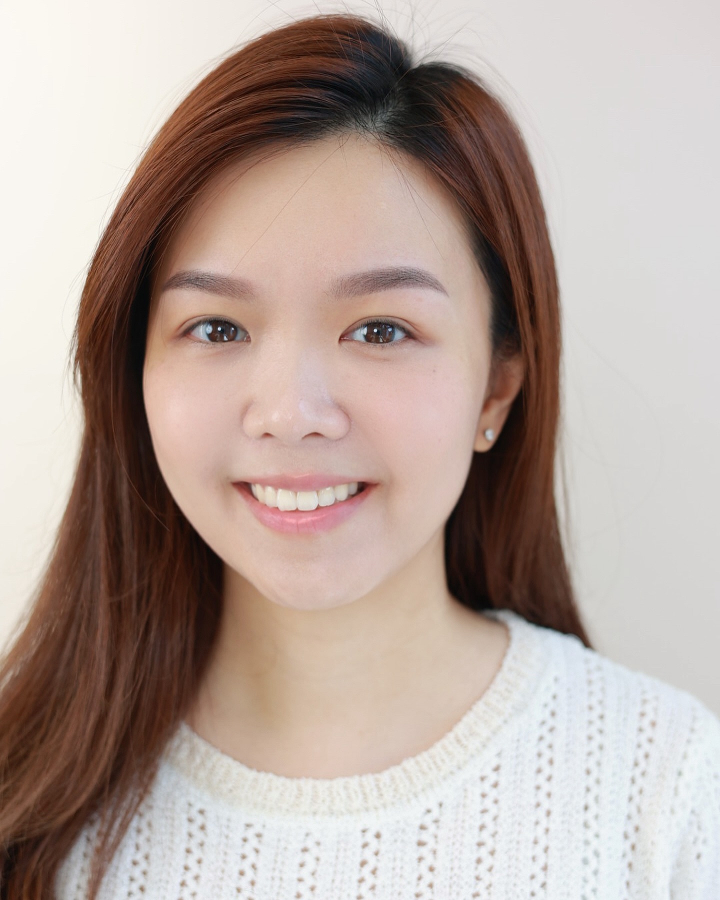 Adore. Brows. Beauty Facebook ad: 你也想擁有一雙自然美眉嗎?