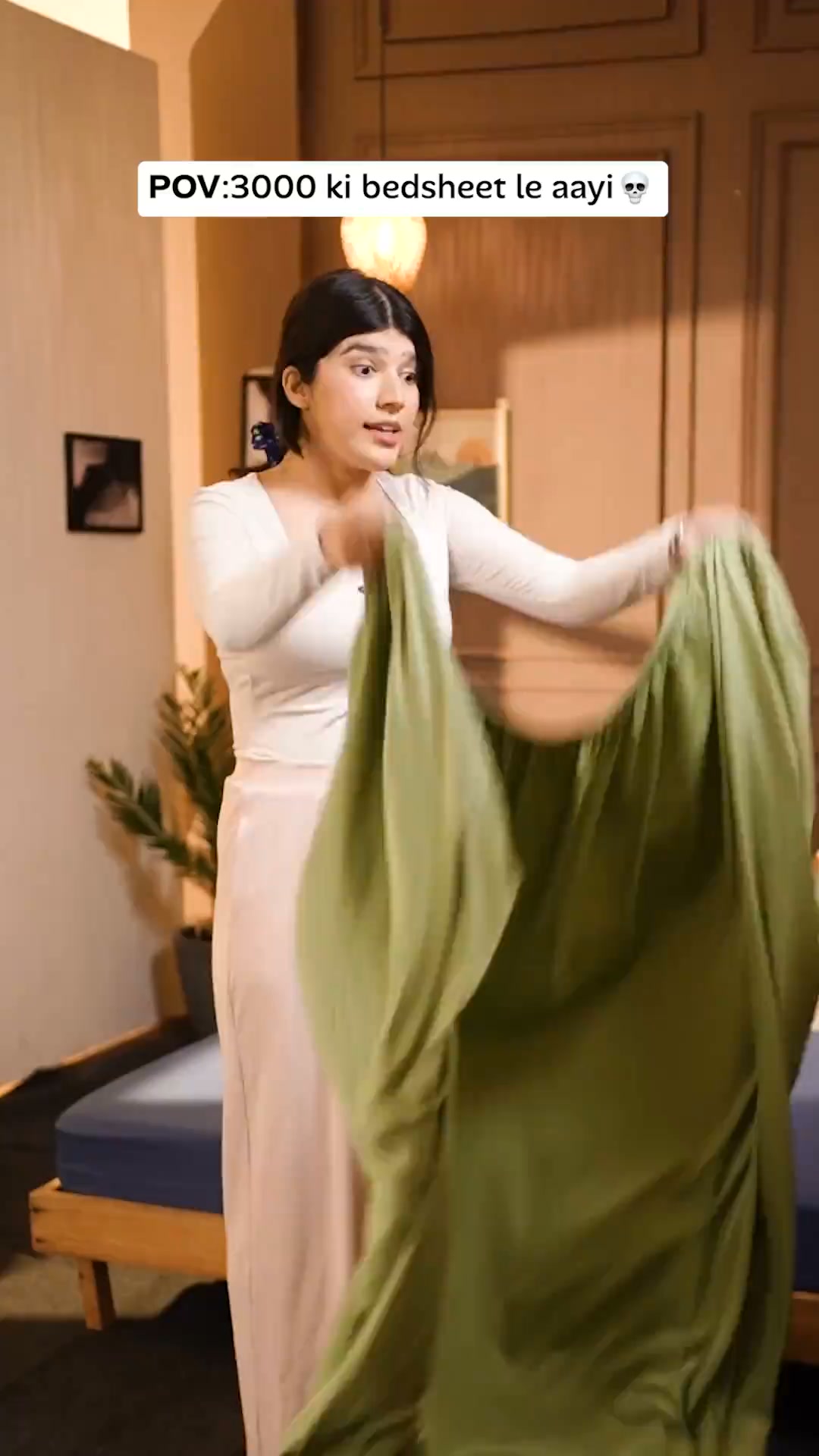 Zarf Studios Facebook ad: Viral Celeb-Approved Cooling Sheets