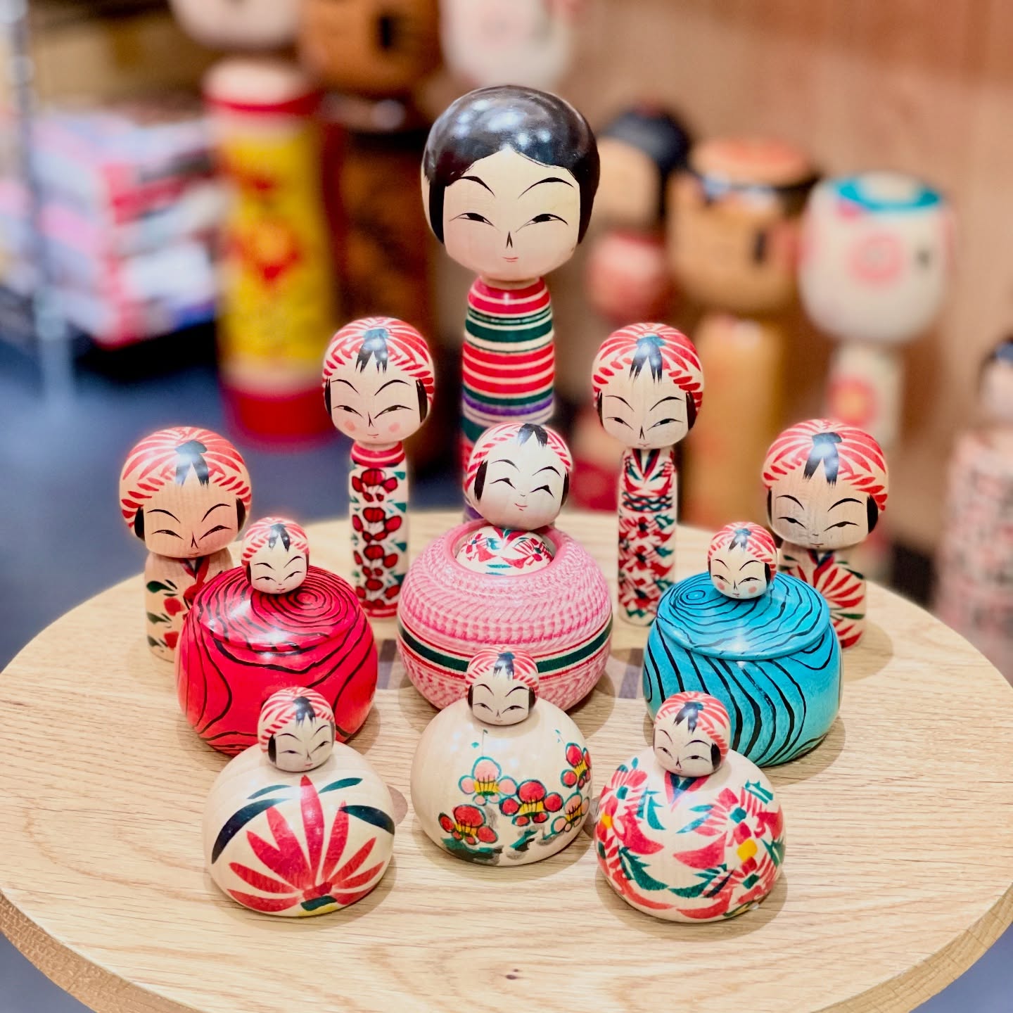 渋谷こけし Facebook ad: Masahiro Hayasaka's Kokeshi Dolls!