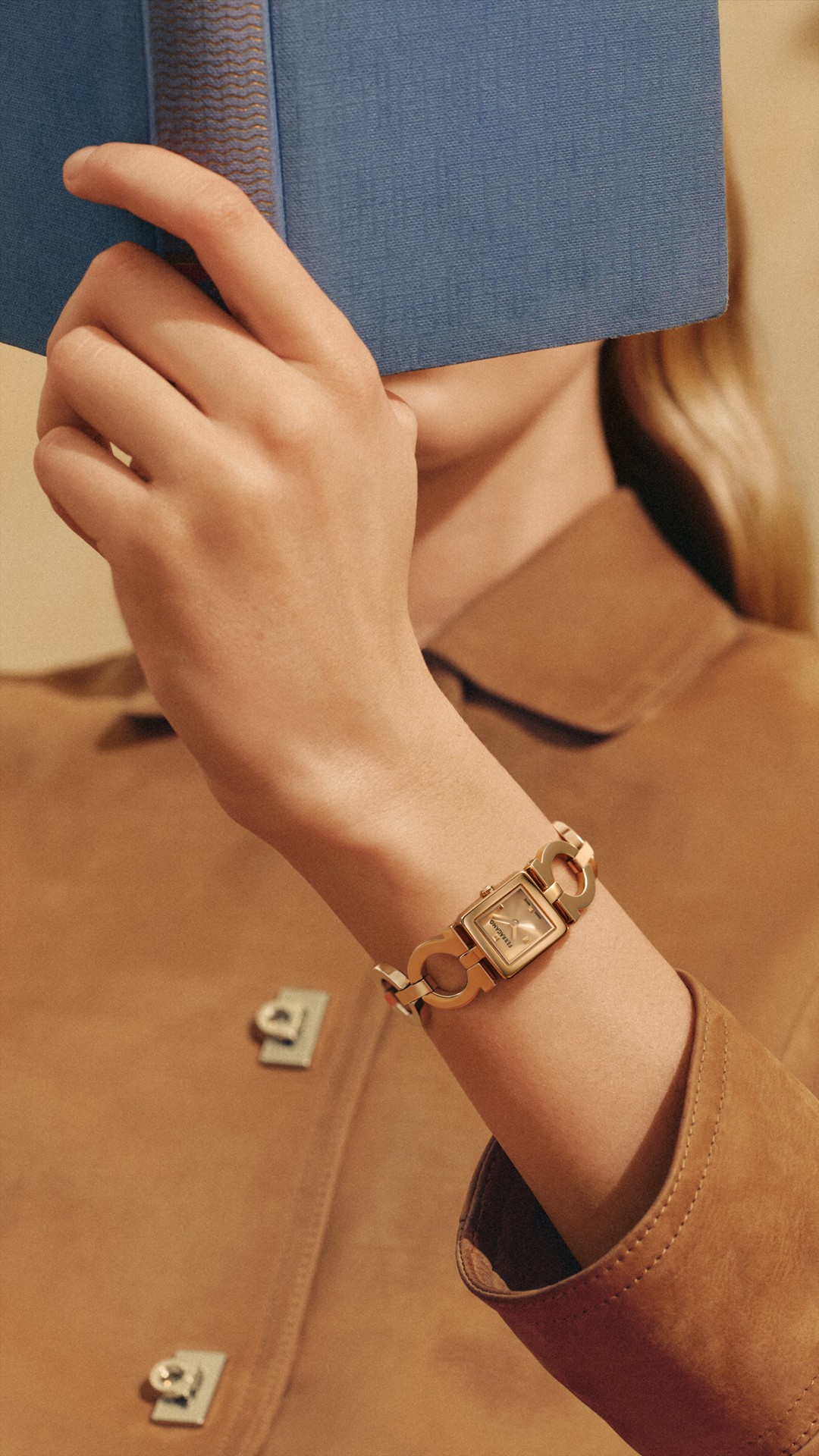 FERRAGAMO Facebook ad