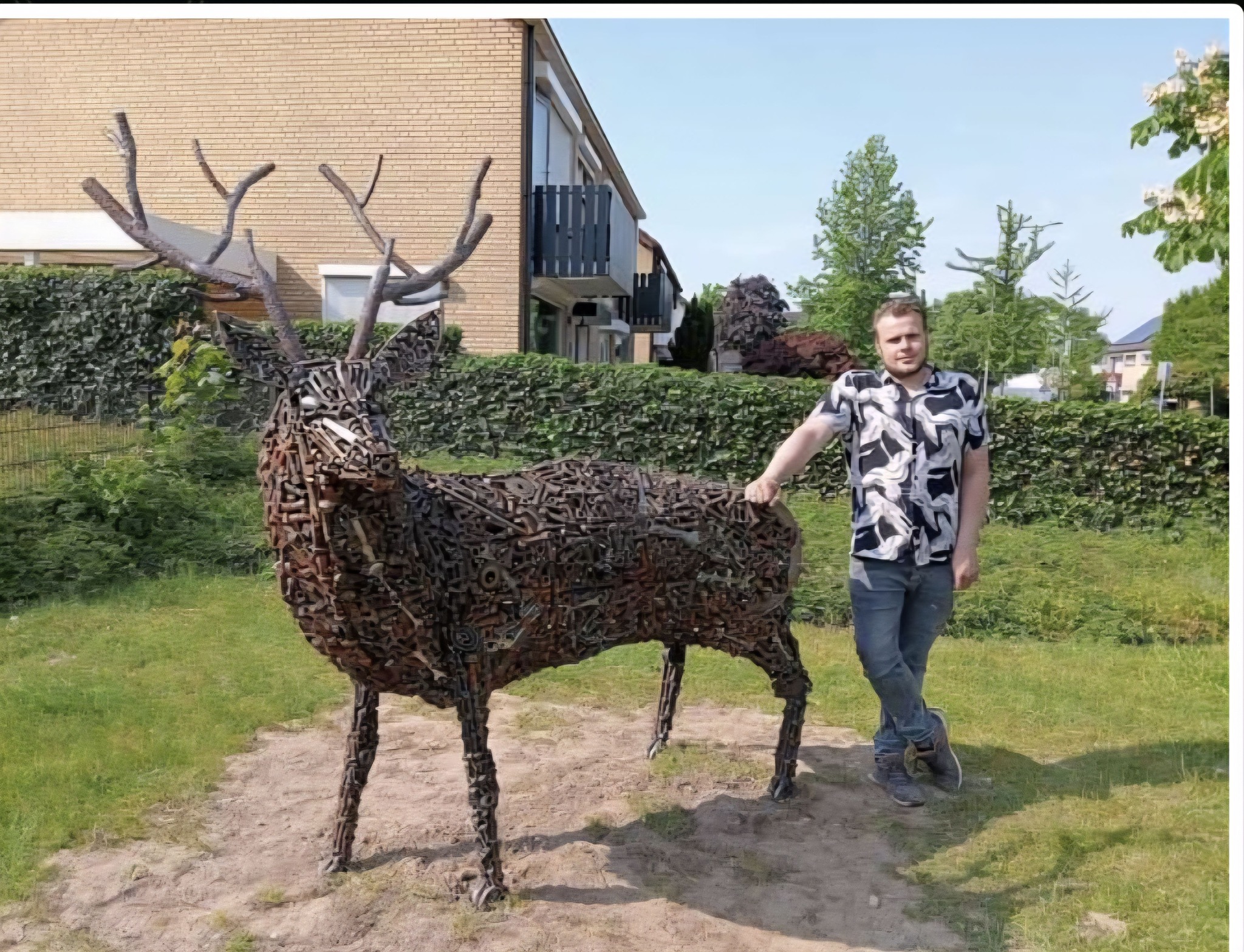 Henri's Metal Art Facebook ad: Het grote tegelen Hert, wat vroeger in het…