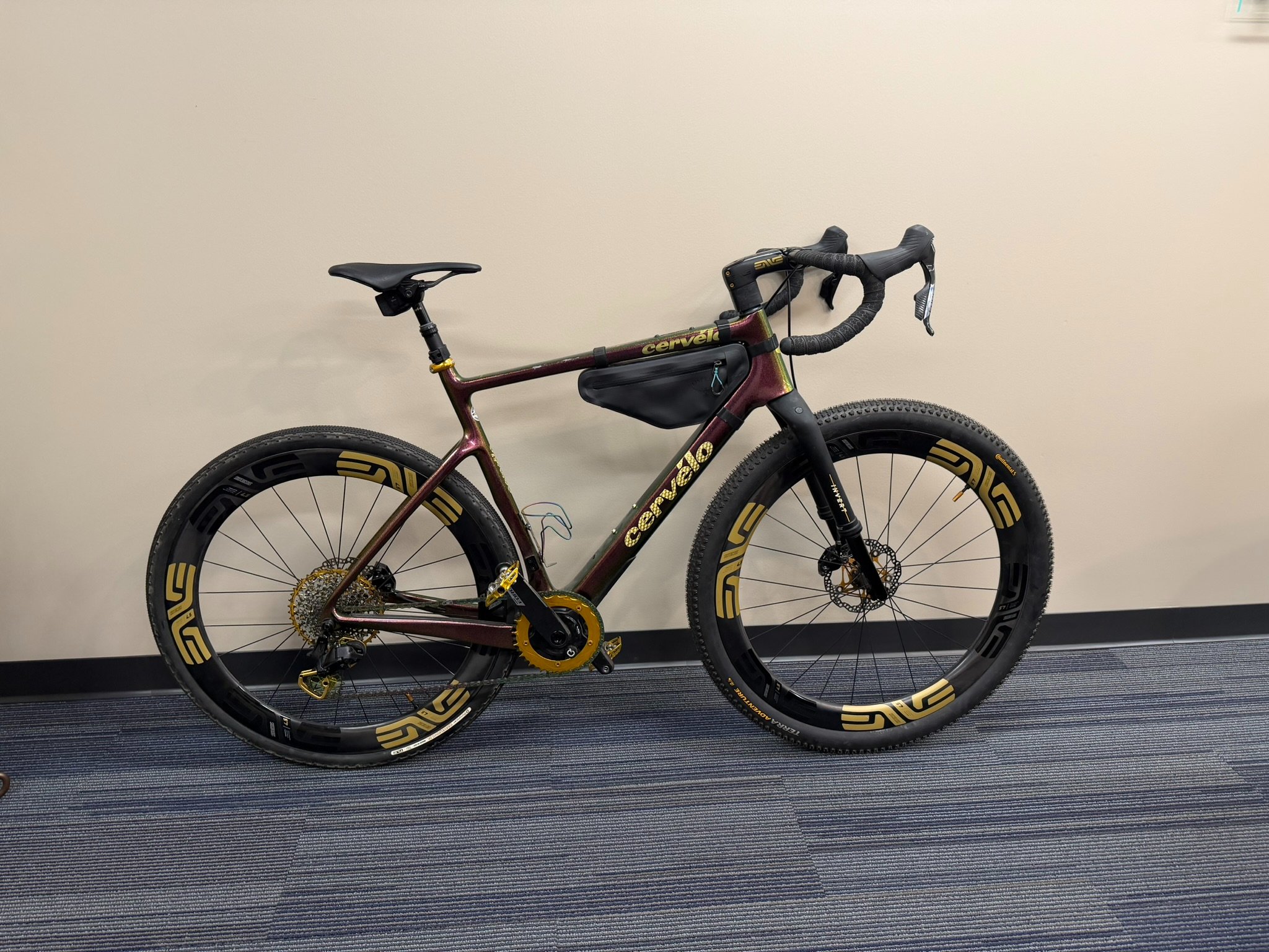 Jason Woods Facebook ad: S-Works Tarmac SL7 56 Sram Red AXS E1 Enve SES 6.7