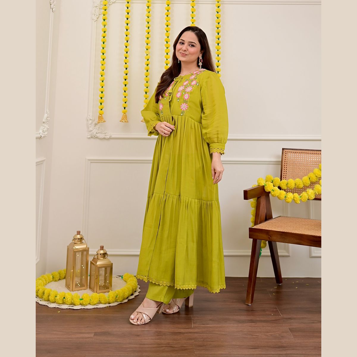 Label Madhuri Thakkar Facebook ad