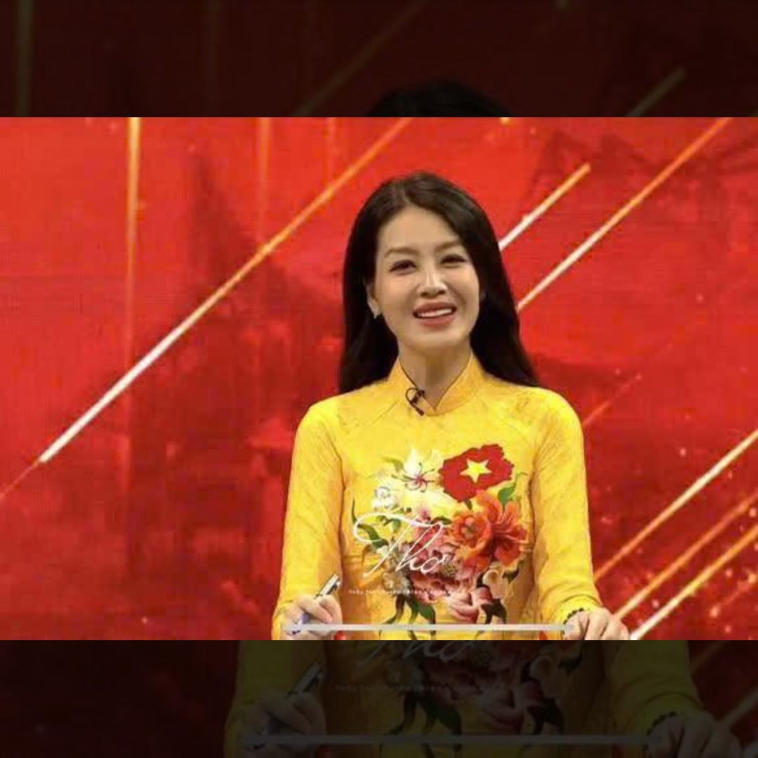 Tiệm Thơ Facebook ad: THƠ & MC-BTV HỒNG NHUNG