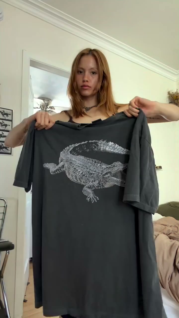 xTool Facebook ad: Create Breathable Artwork on Any Color Apparel