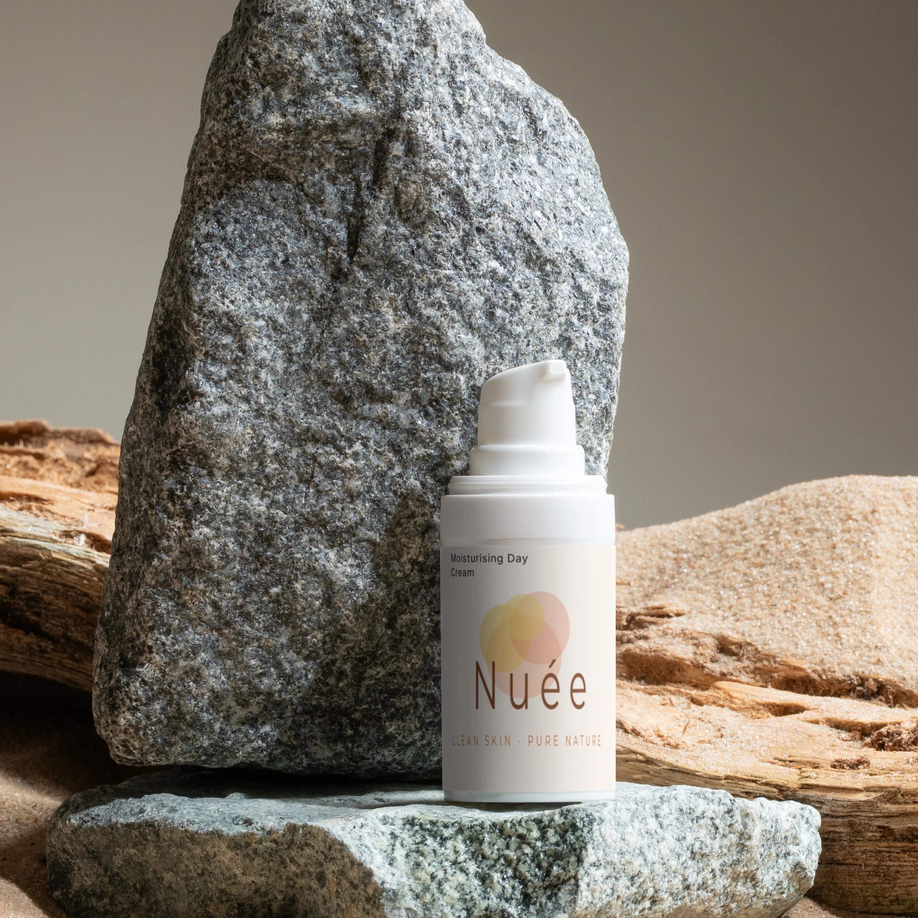 bynuee.nl Facebook ad: Moisturising Day Cream
