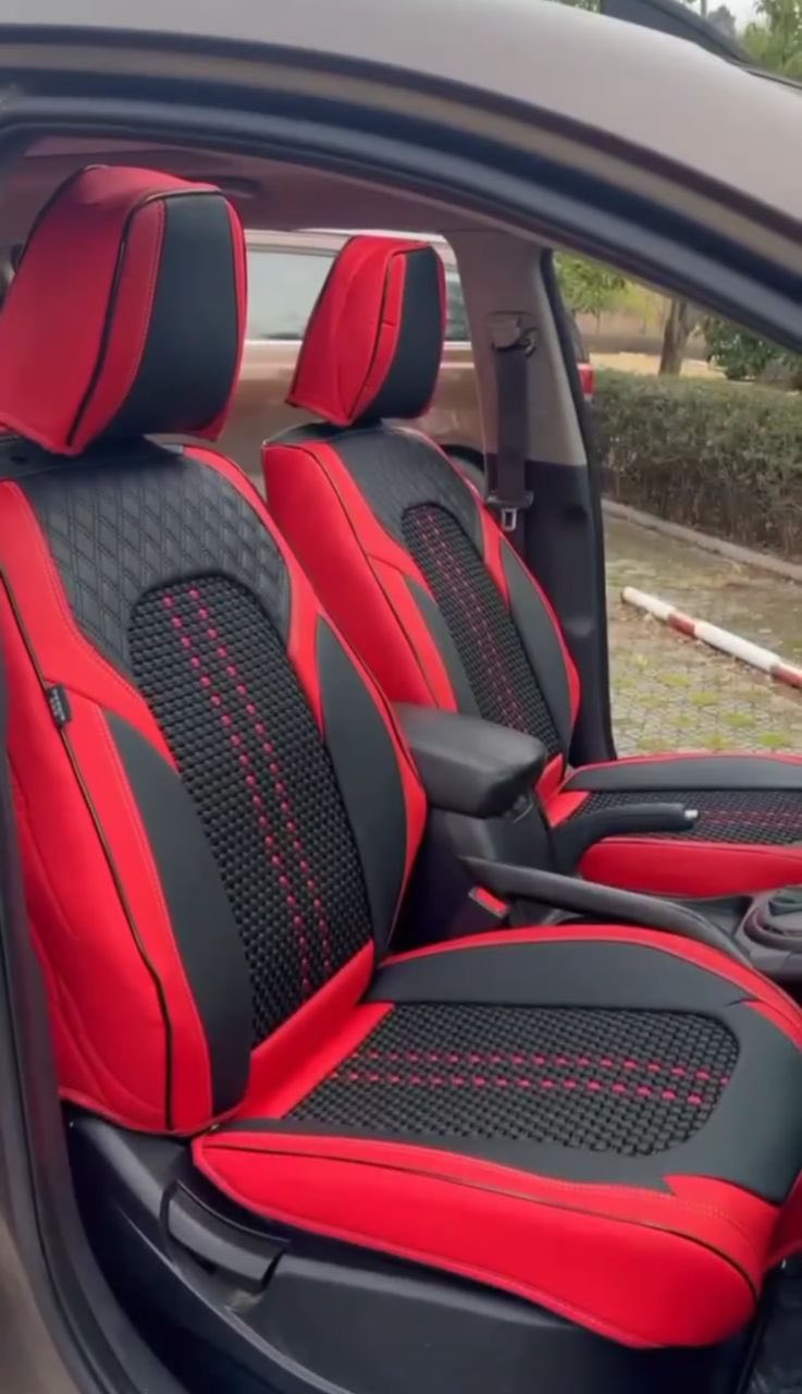 Accessoires autos Facebook ad: Nouvelle arrivage À partir 80.000 CFA