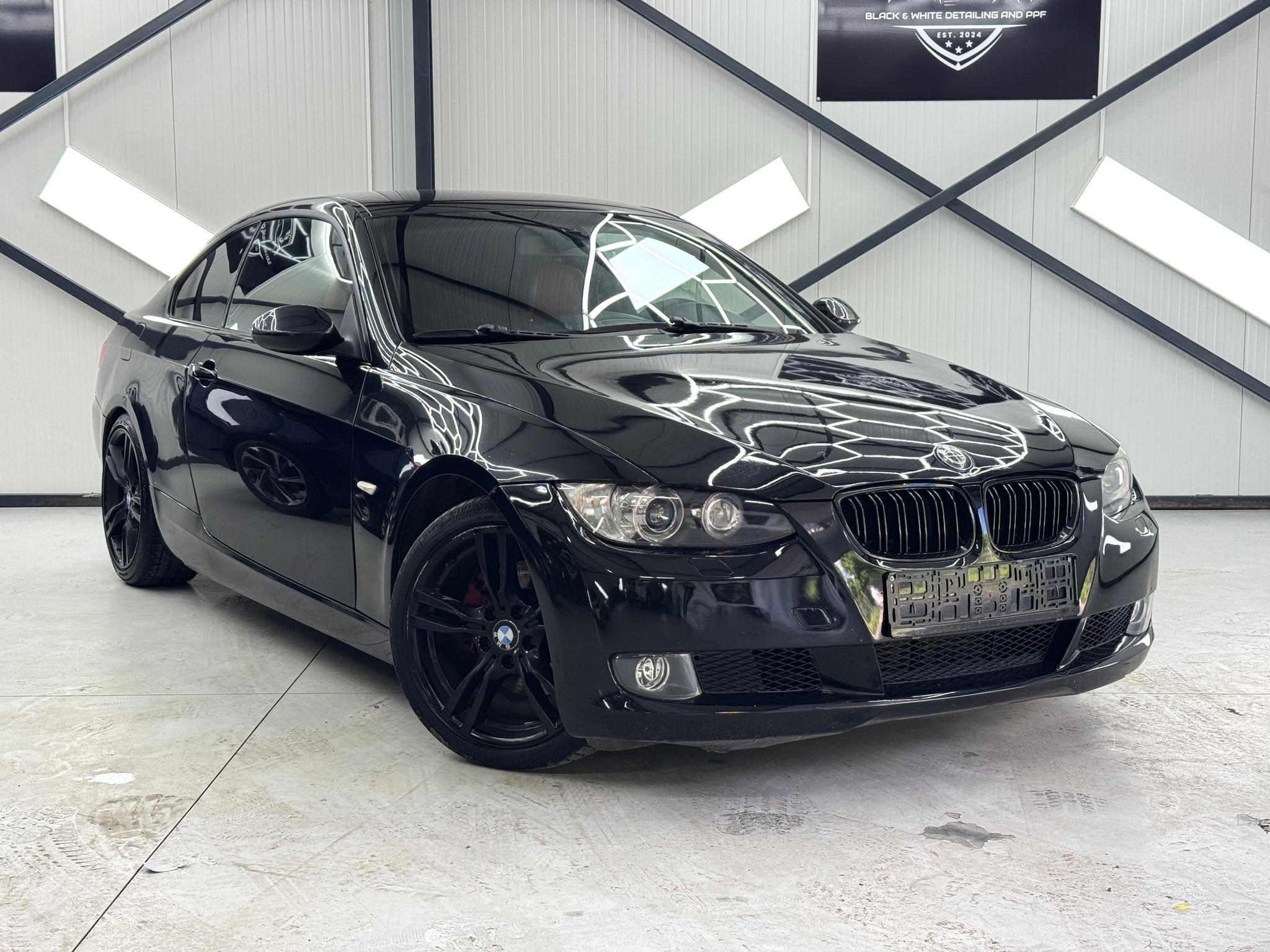 West Cars Auto - Rateautosh.ro Facebook ad