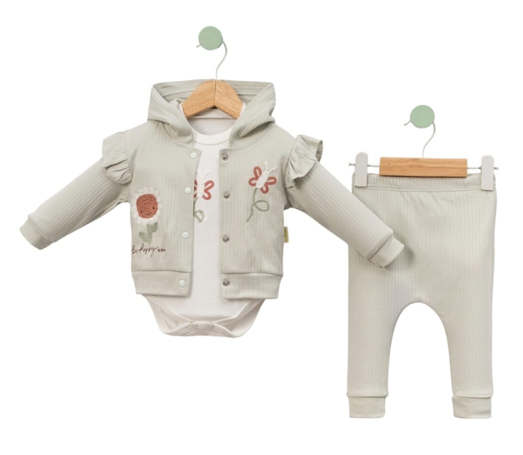Bellekids.gr Facebook ad: Το καλοκαίρι έφτασε στο Belle Kids!
