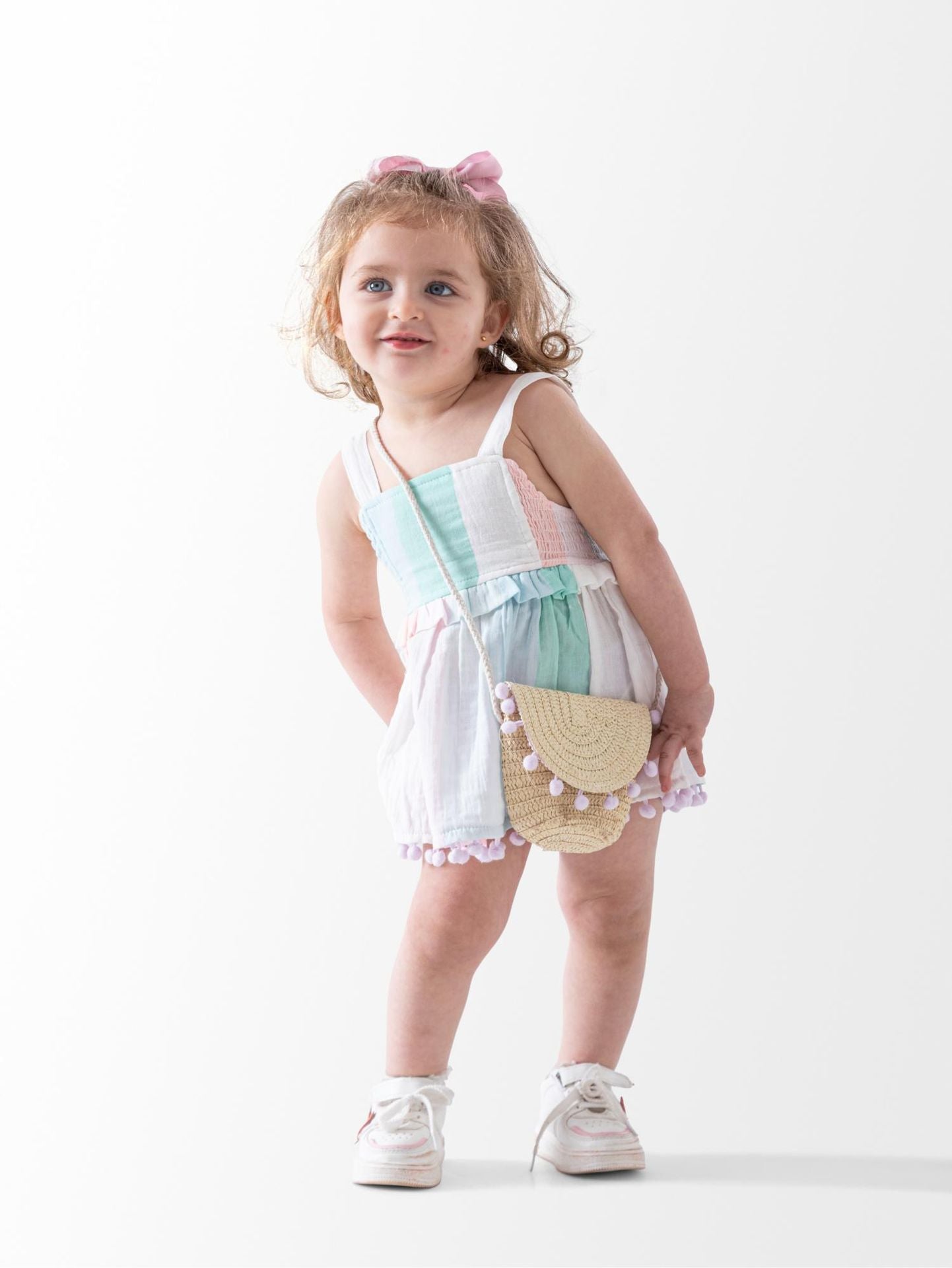 Ninos kids wear Facebook ad
