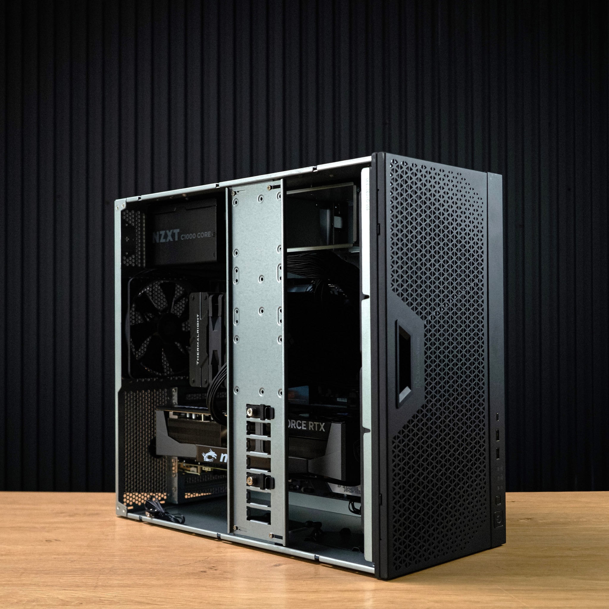 Emarque PC Facebook ad