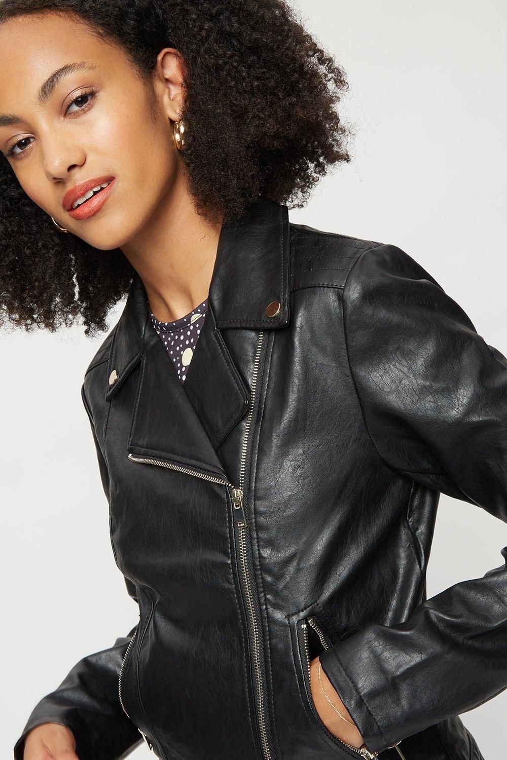 Debenhams.com Facebook ad