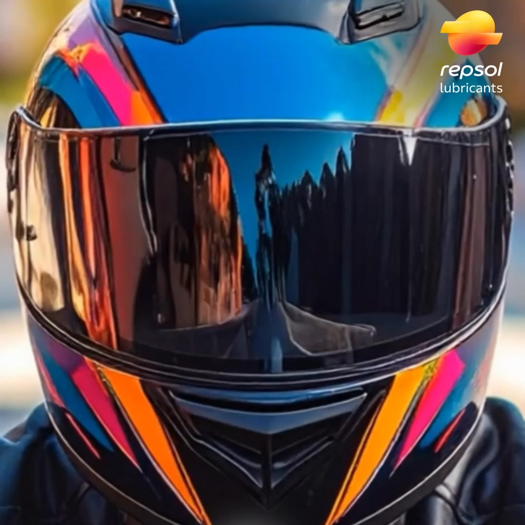 Repsol Lubricants Colombia Facebook ad: No es solo un trayecto, es tu independencia…