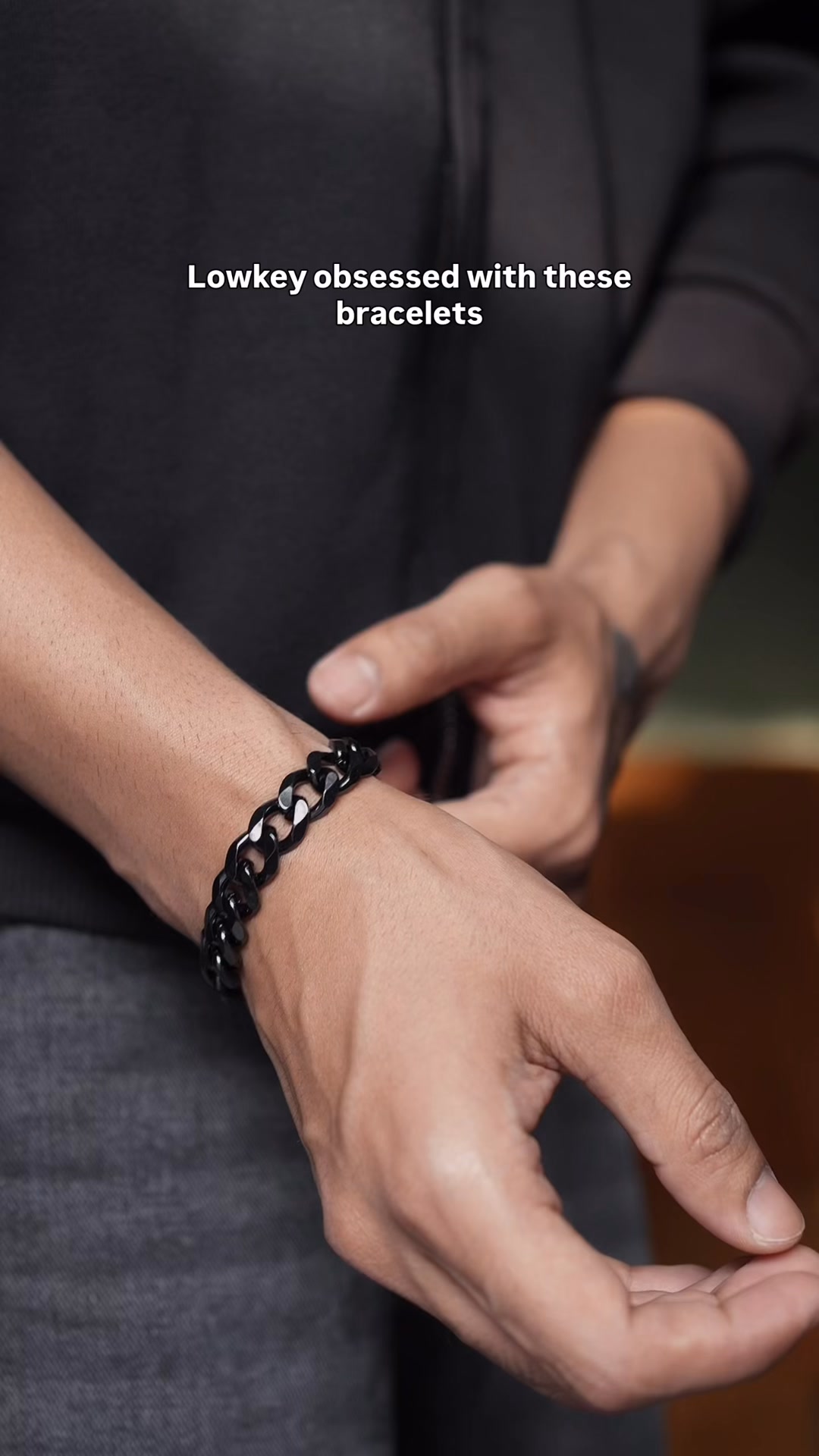 Salty Alpha Facebook ad: Gifts He’ll Actually Love