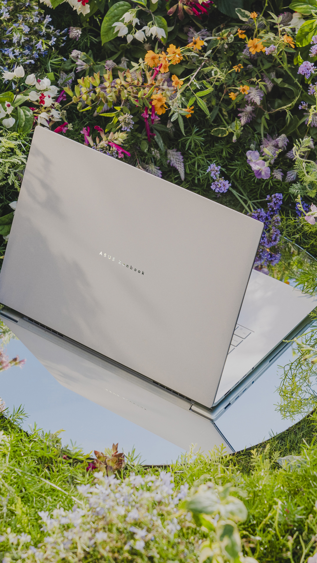ASUS Facebook ad