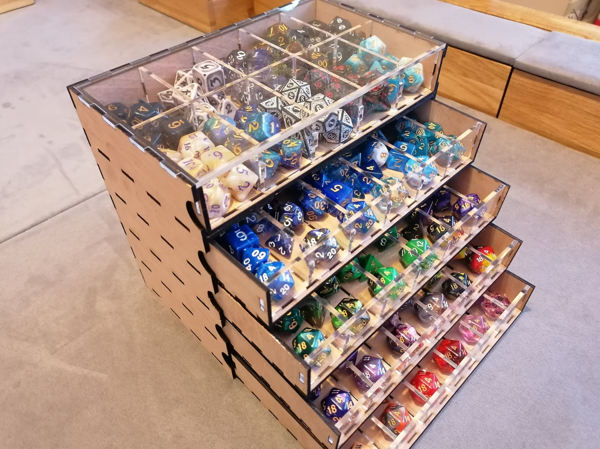 Dicemate Facebook ad: DICE SET