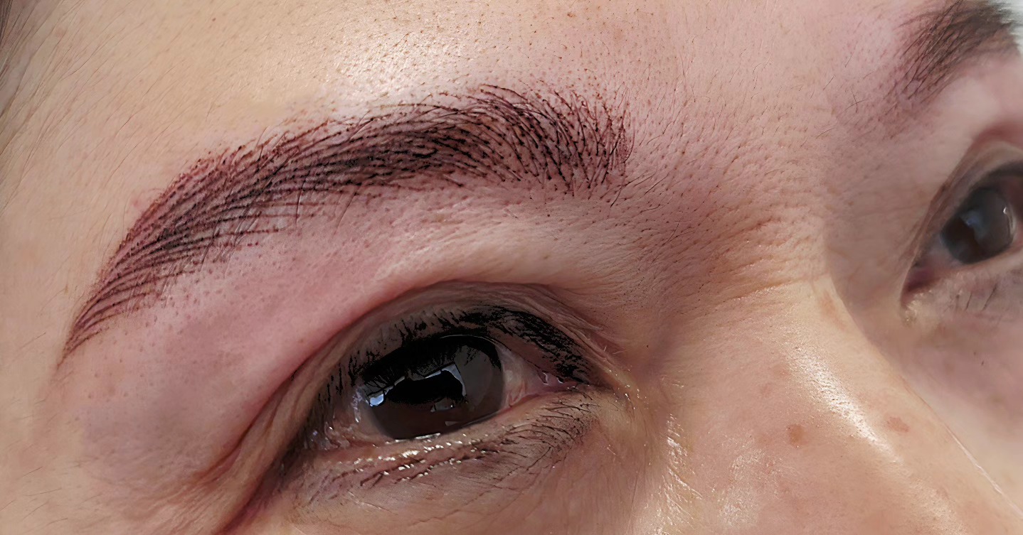 Joli Beautiful Facebook ad: Nano Brows with realistic hairstrokes
