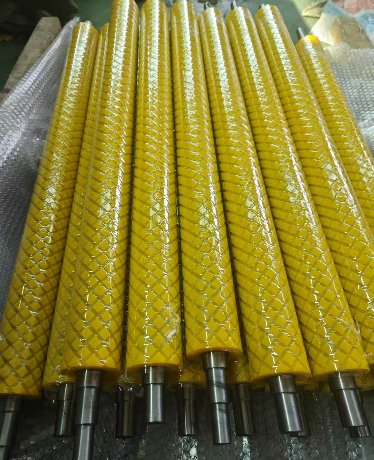 Xinhe County Dongxin Rubber Roller Brush Manufacturing Co., Ltd. Facebook ad: > Are you tired of high middleman markups?
