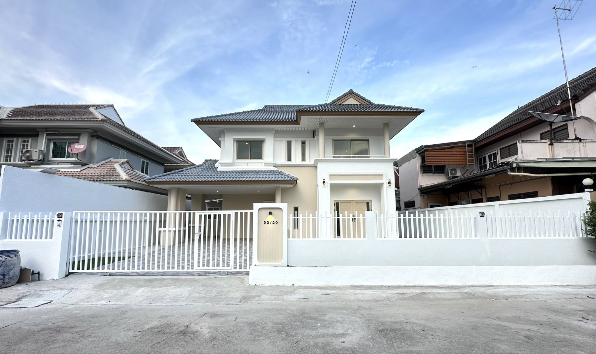 The Peace House Facebook ad: บ้านเดี่ยวหลังใหญ่ 60 ตร.ว.