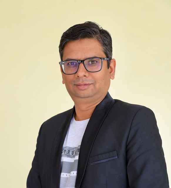 Dr. Gaurang Vaghani - Endovascular Neurosurgeon & Spine Surgeon Facebook ad: Dr. Gaurang Vaghani