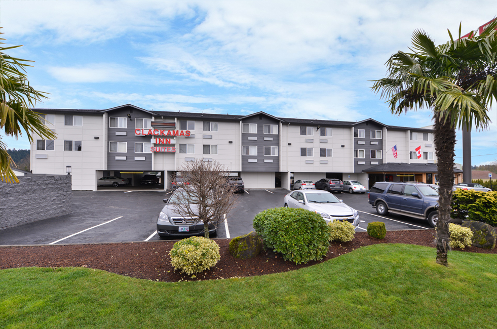 Clackamas Inn and Suites Facebook ad: Make your visit a pleasurable one.