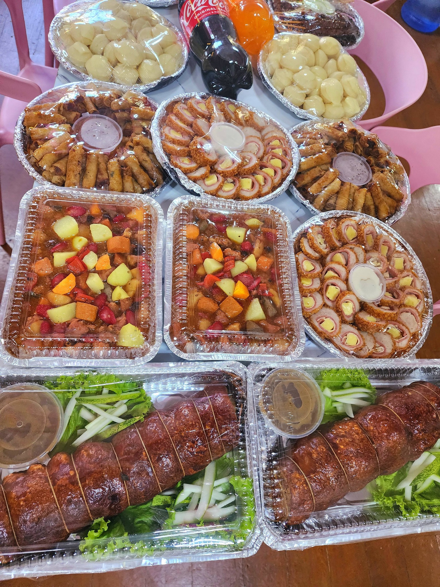 JNY Facebook ad: May Handaan? Kami na ang Bahala!