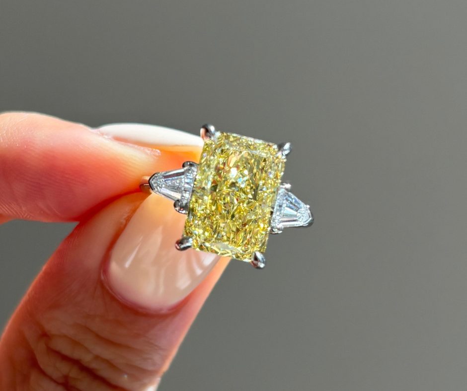 Brilliant Earth Facebook ad: Did you know that diamonds come in every…