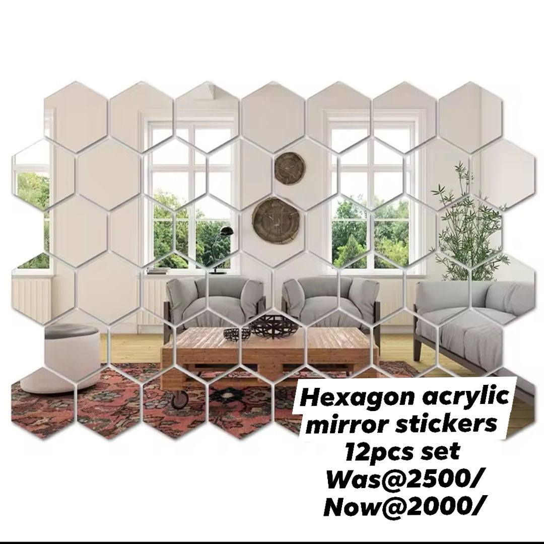 Modern Lifestyle interiors Facebook ad: Enjoy discounted prices on each purchase.