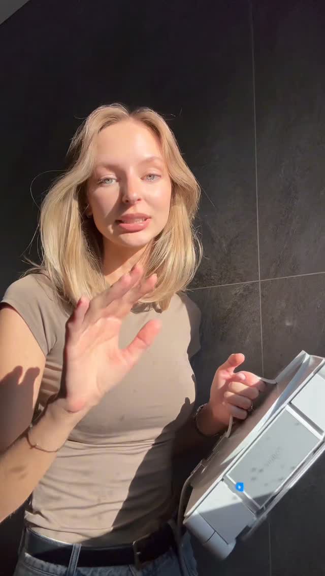 manorobotas.lt Facebook ad: ECOVACS WINBOT W3 OMNI, naujos kartos langų švara.