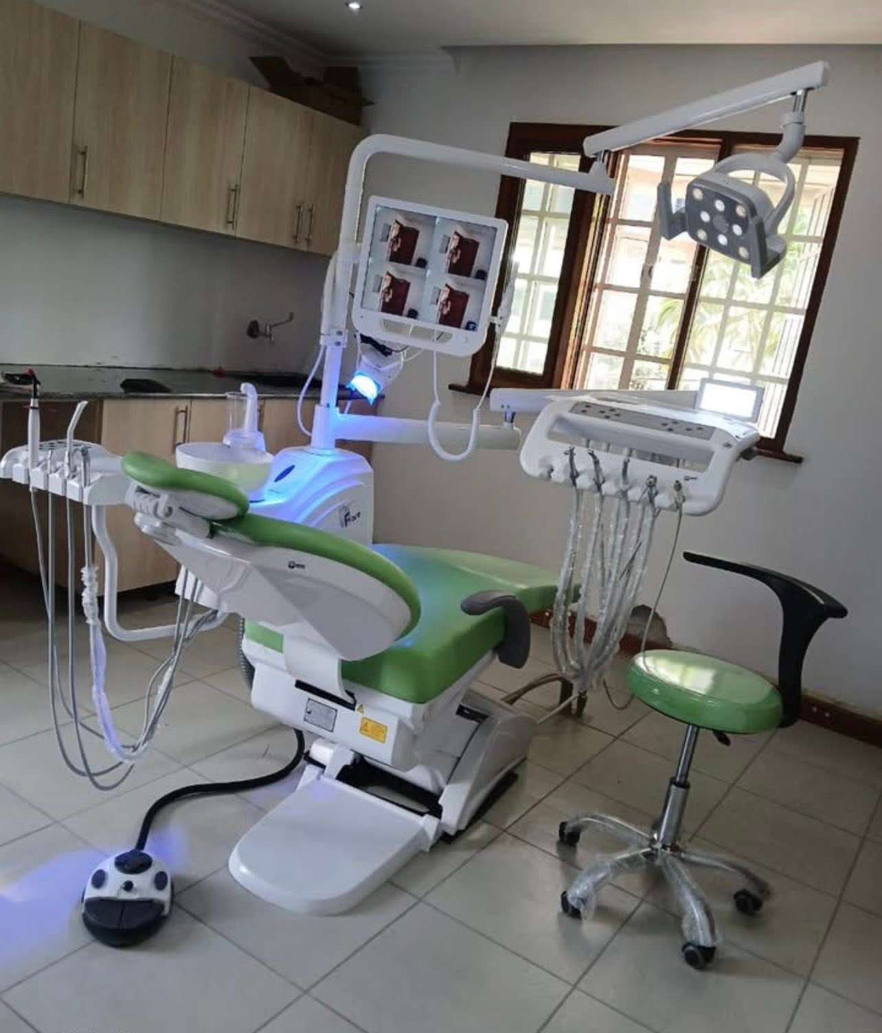 Becky Wambua Facebook ad: Dental Chair