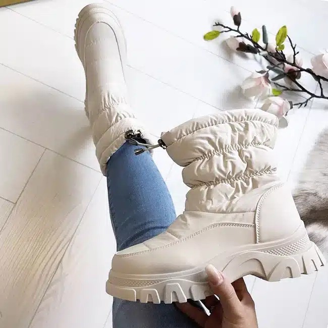 MaChaussure.ma Facebook ad: 1ère plateforme de chaussures au Maroc!