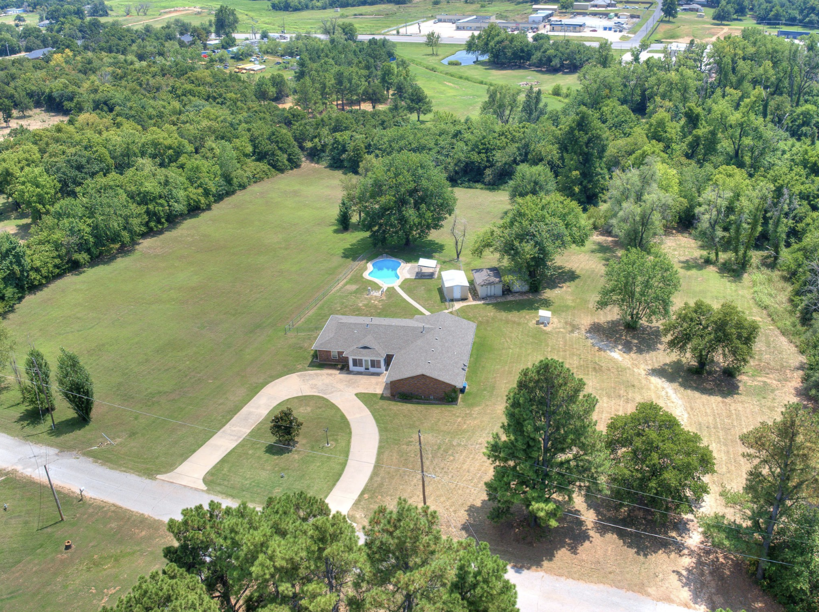 Creative Homes Group Facebook ad: Looking for Lease Purchase Homes Around OKC?