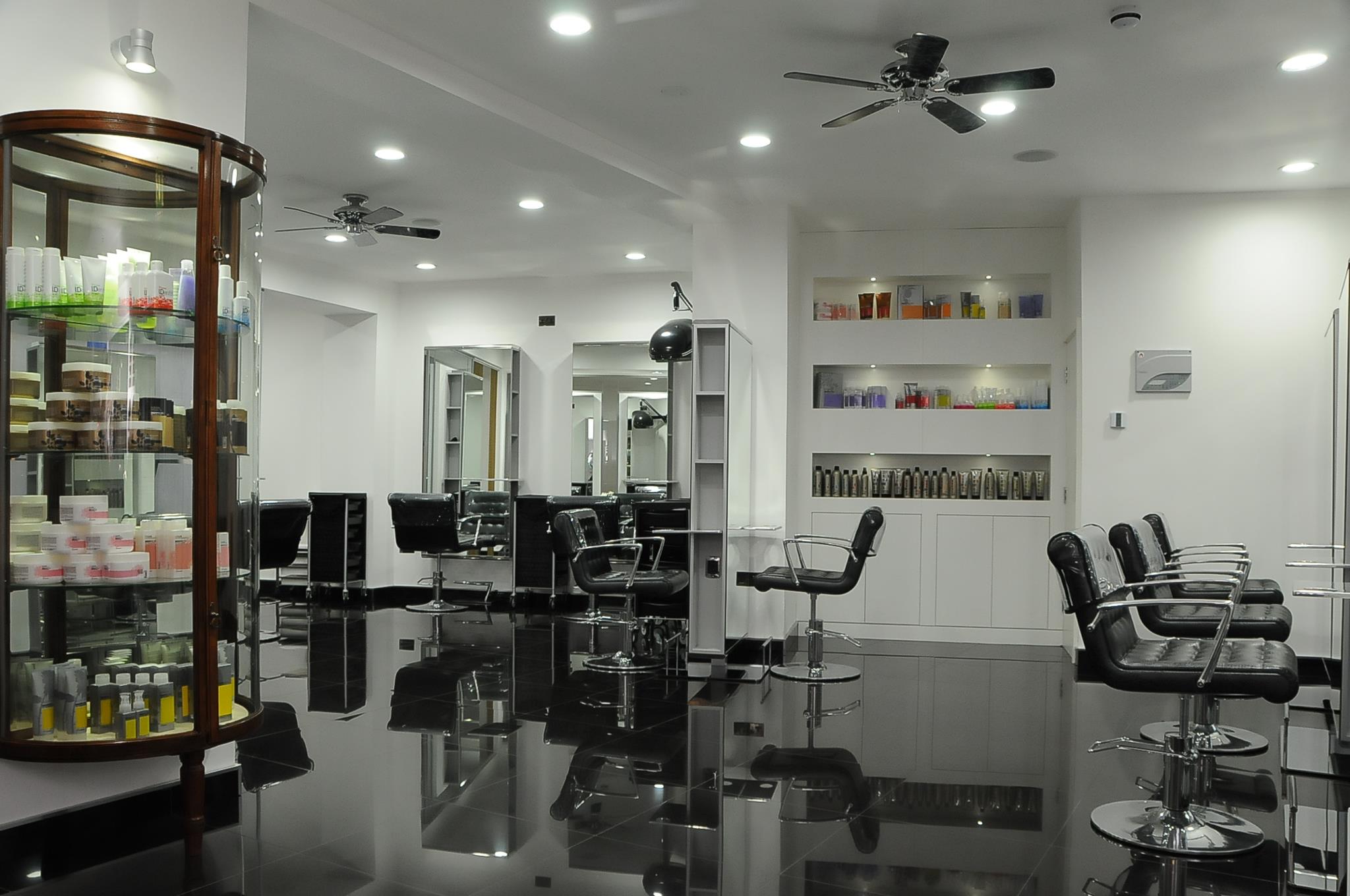 Le Salon Hair & Beauty Facebook ad
