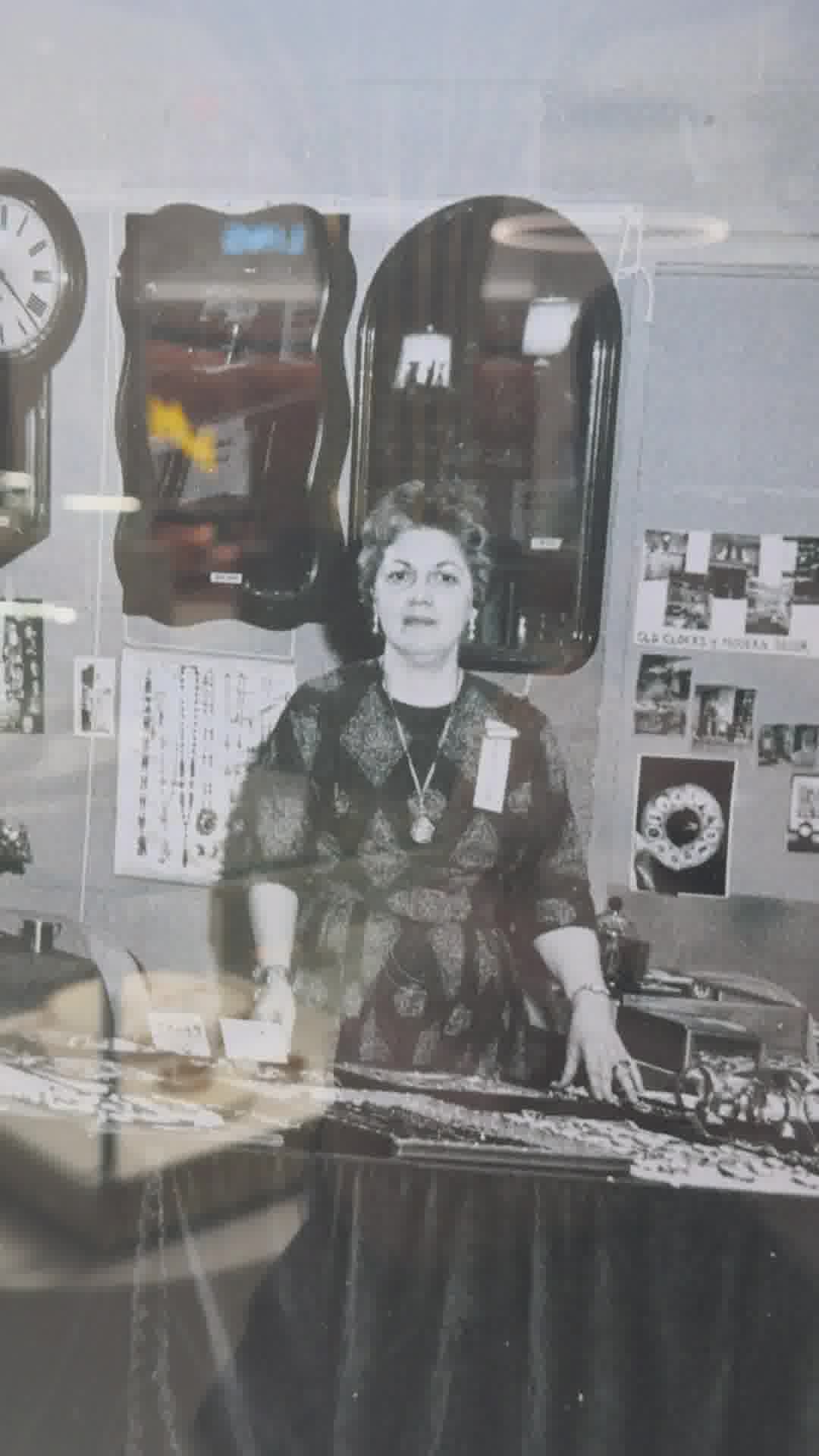 Brent Miller Jewelers & Goldsmiths Facebook ad: Small Town Charm, Big City Selection