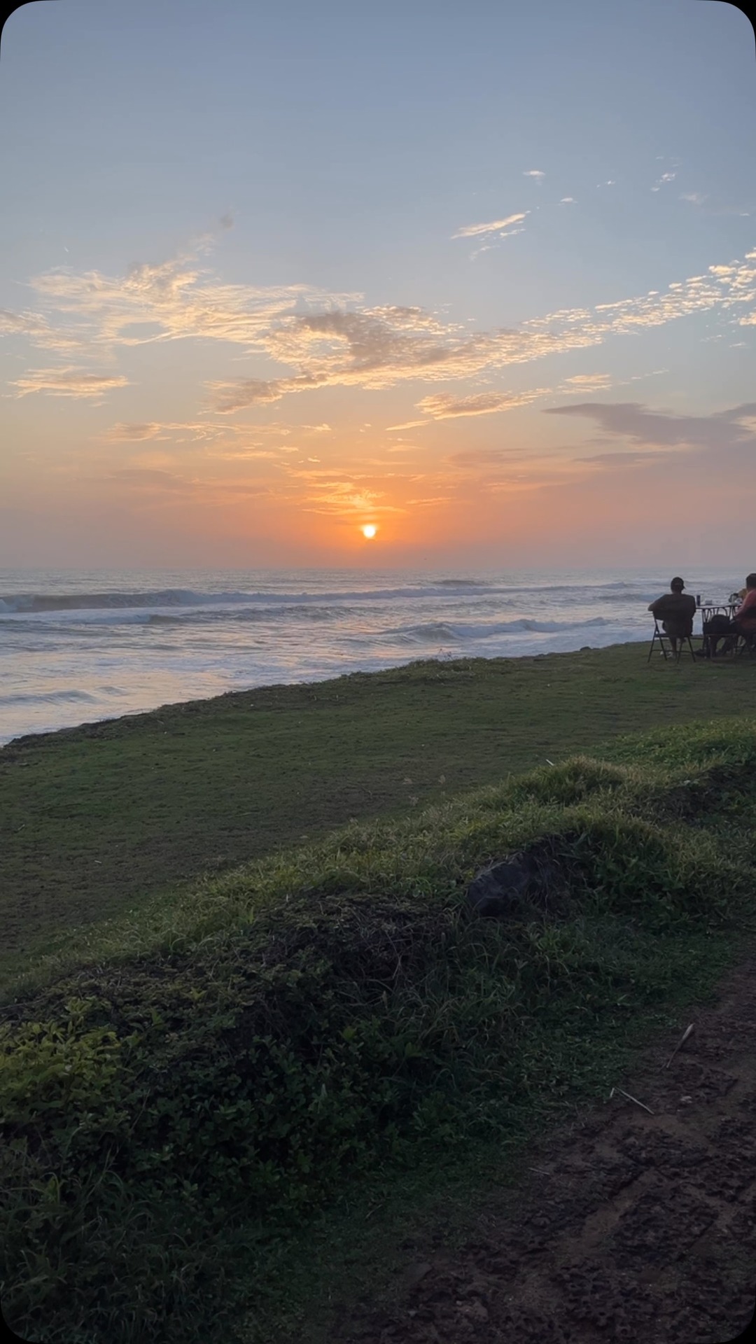 B'Canti Boutique Beach Resort Facebook ad: Embrace Oceanside Sunsets