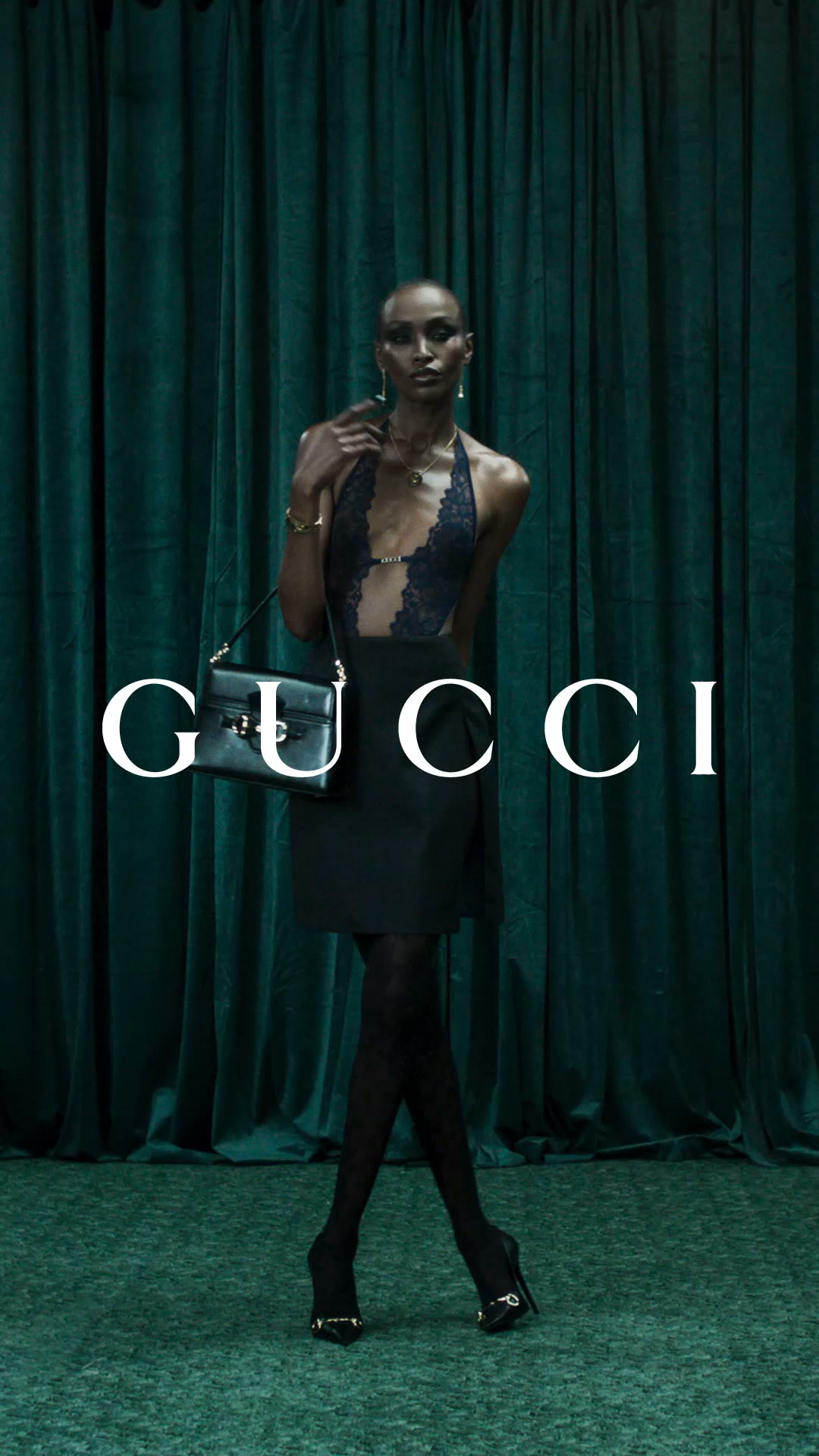Gucci Facebook ad: Gucci - Horsebit Duomo medium top handle bag