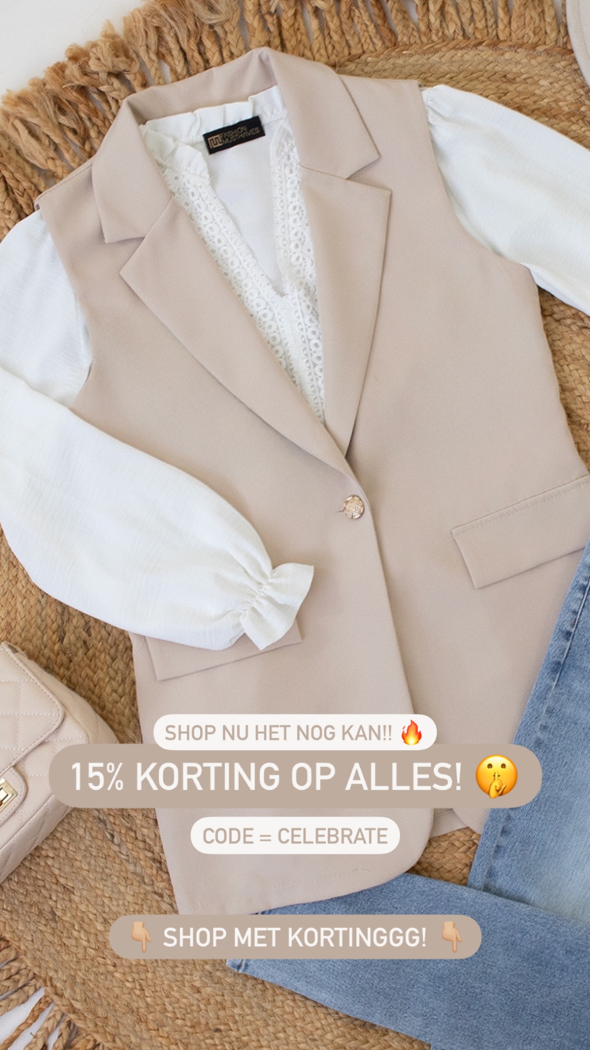 Fashion Musthaves Facebook ad