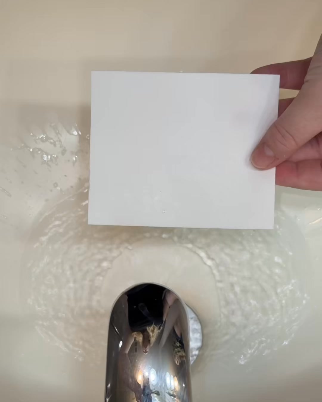 Kind Laundry Facebook ad: Dissolves Completely in Cold Water, No Warm Cycle Needed